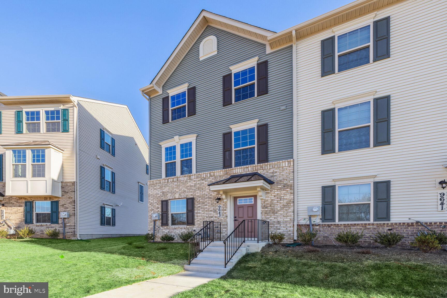 MONTGOMERY VILLAGE - Residential Lease