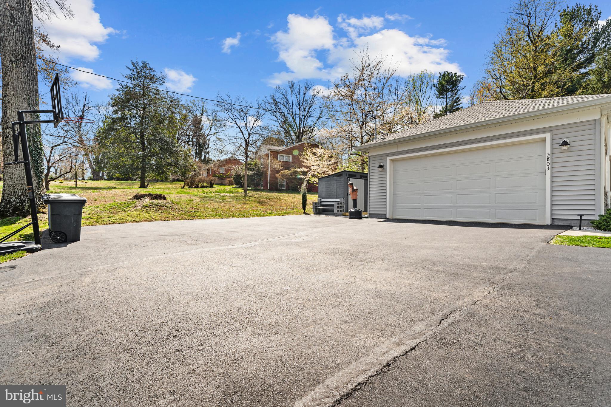 LITTLE RIVER HILLS - Residential