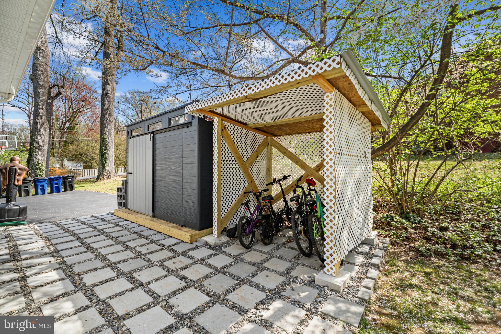 LITTLE RIVER HILLS - Residential