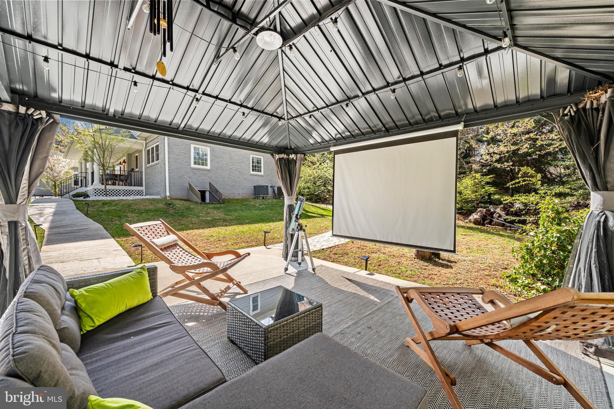 LITTLE RIVER HILLS - Residential