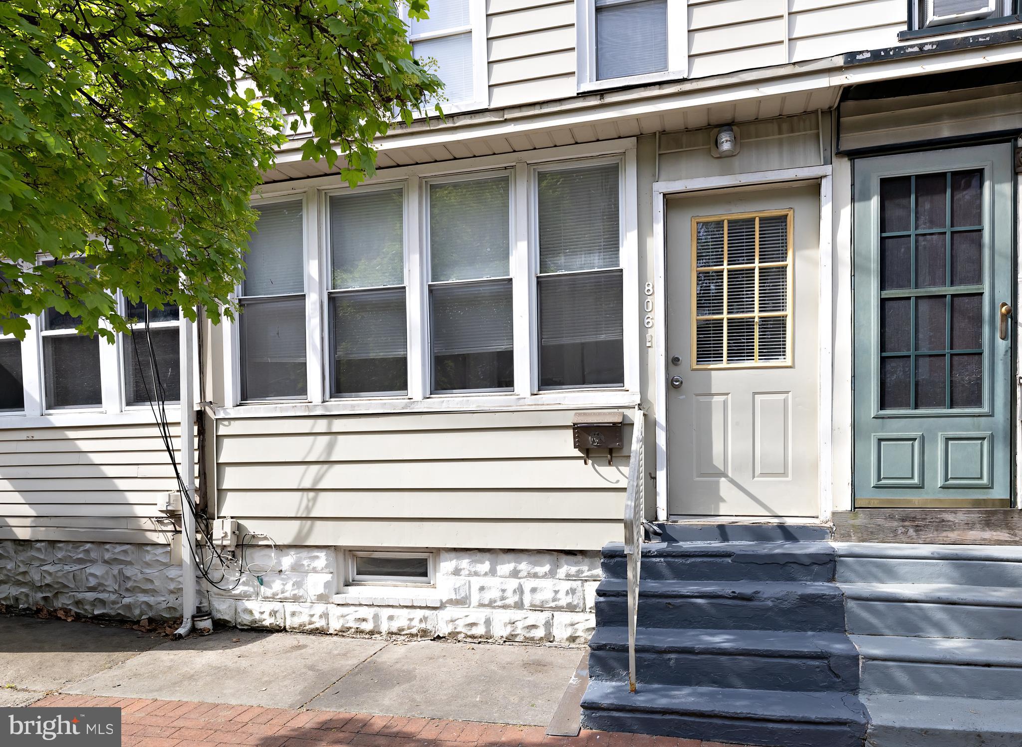 806 POWELL STREET