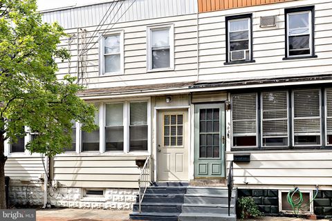 806 POWELL STREET GLOUCESTER CITY NJ 08030