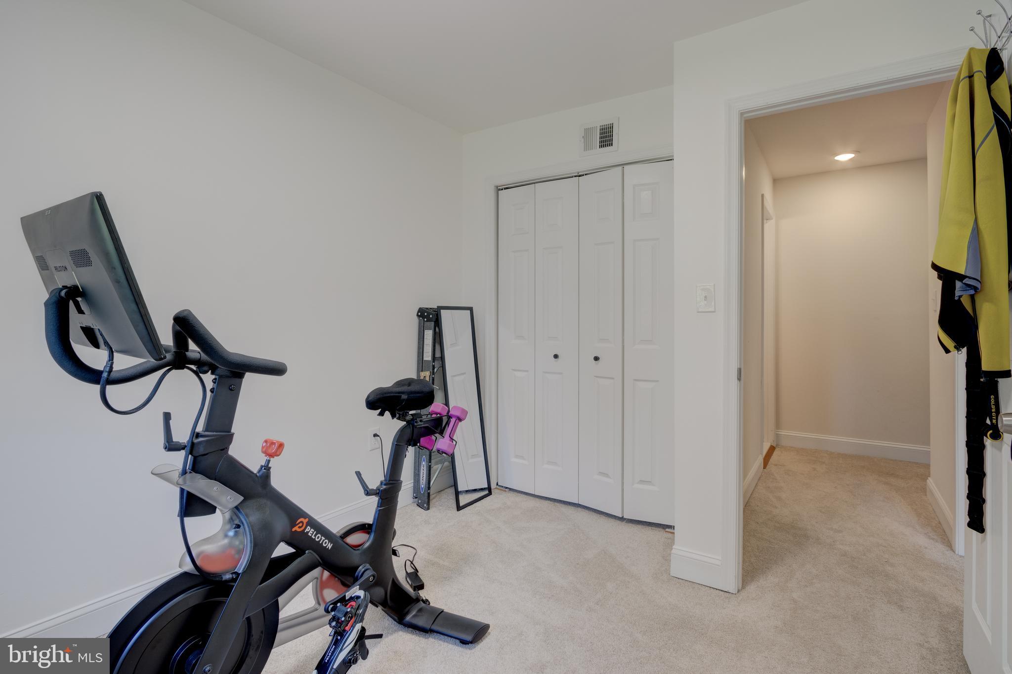 ANDREWS VILLAGE CONDOMIN - Residential