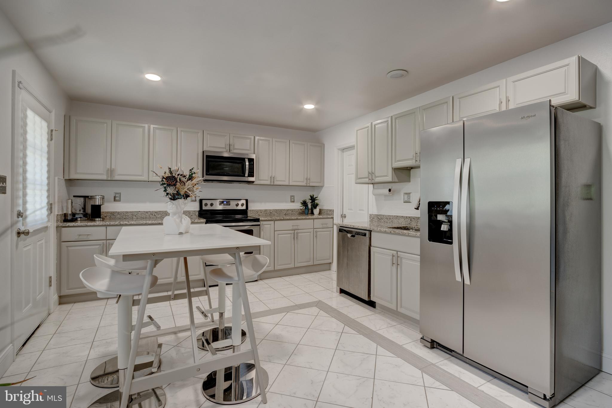 ANDREWS VILLAGE CONDOMIN - Residential