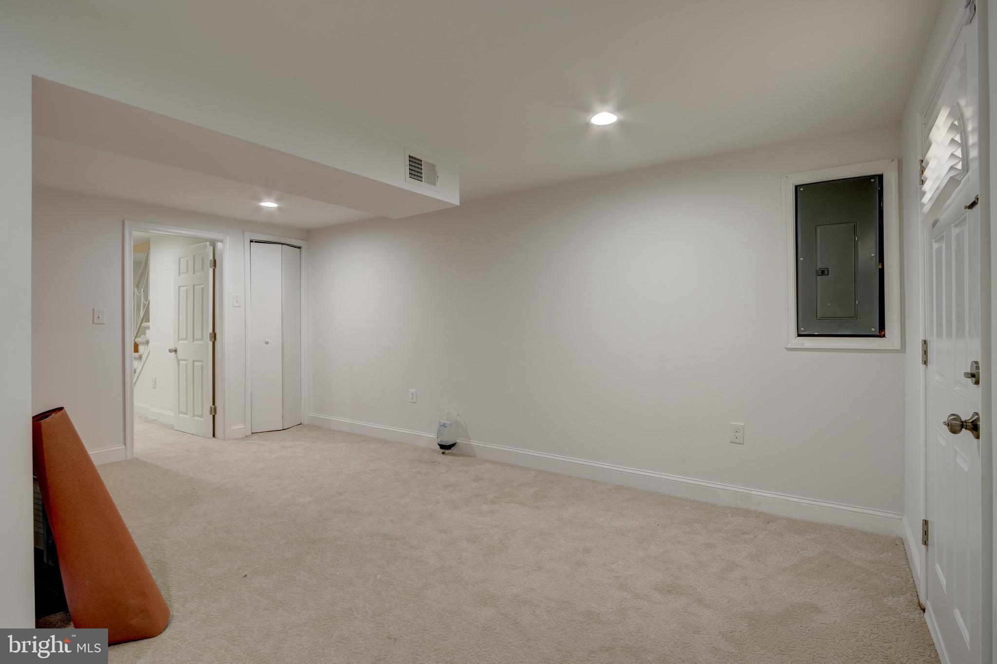 ANDREWS VILLAGE CONDOMIN - Residential