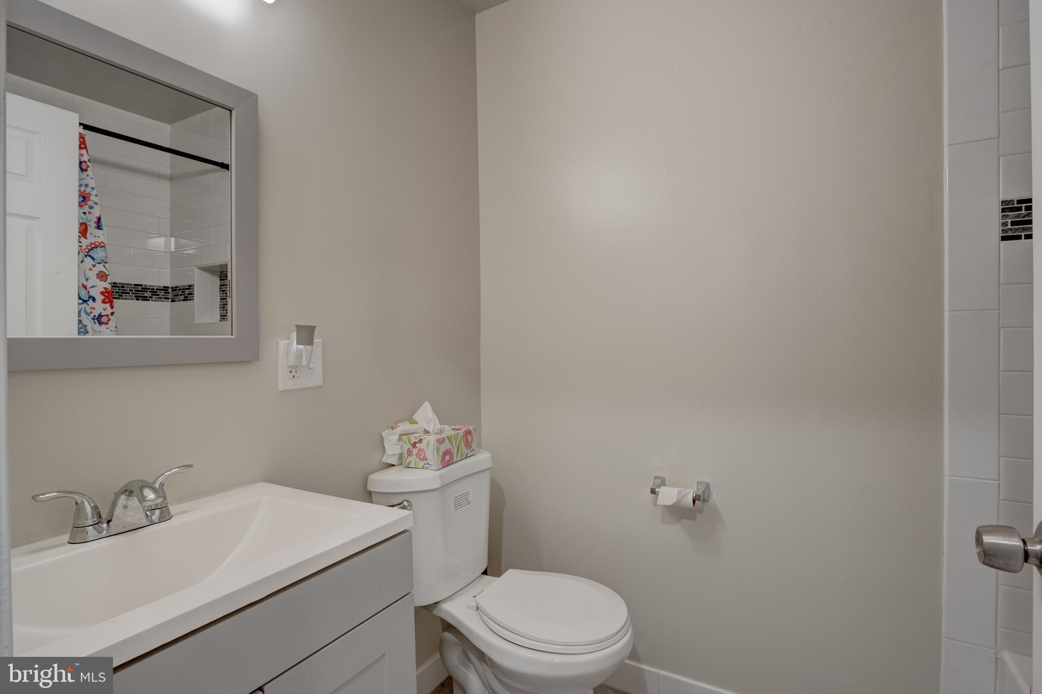 ANDREWS VILLAGE CONDOMIN - Residential