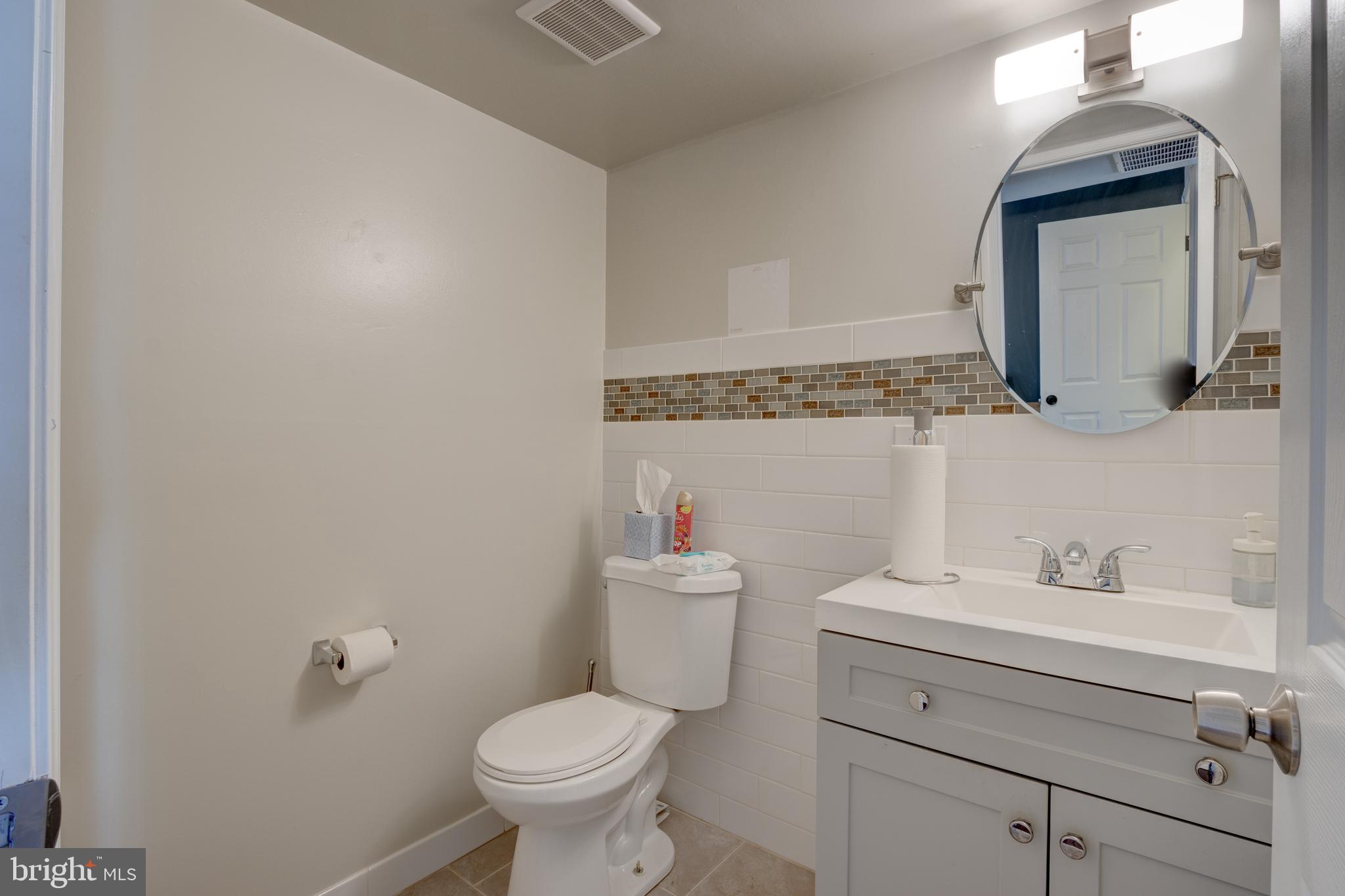 ANDREWS VILLAGE CONDOMIN - Residential