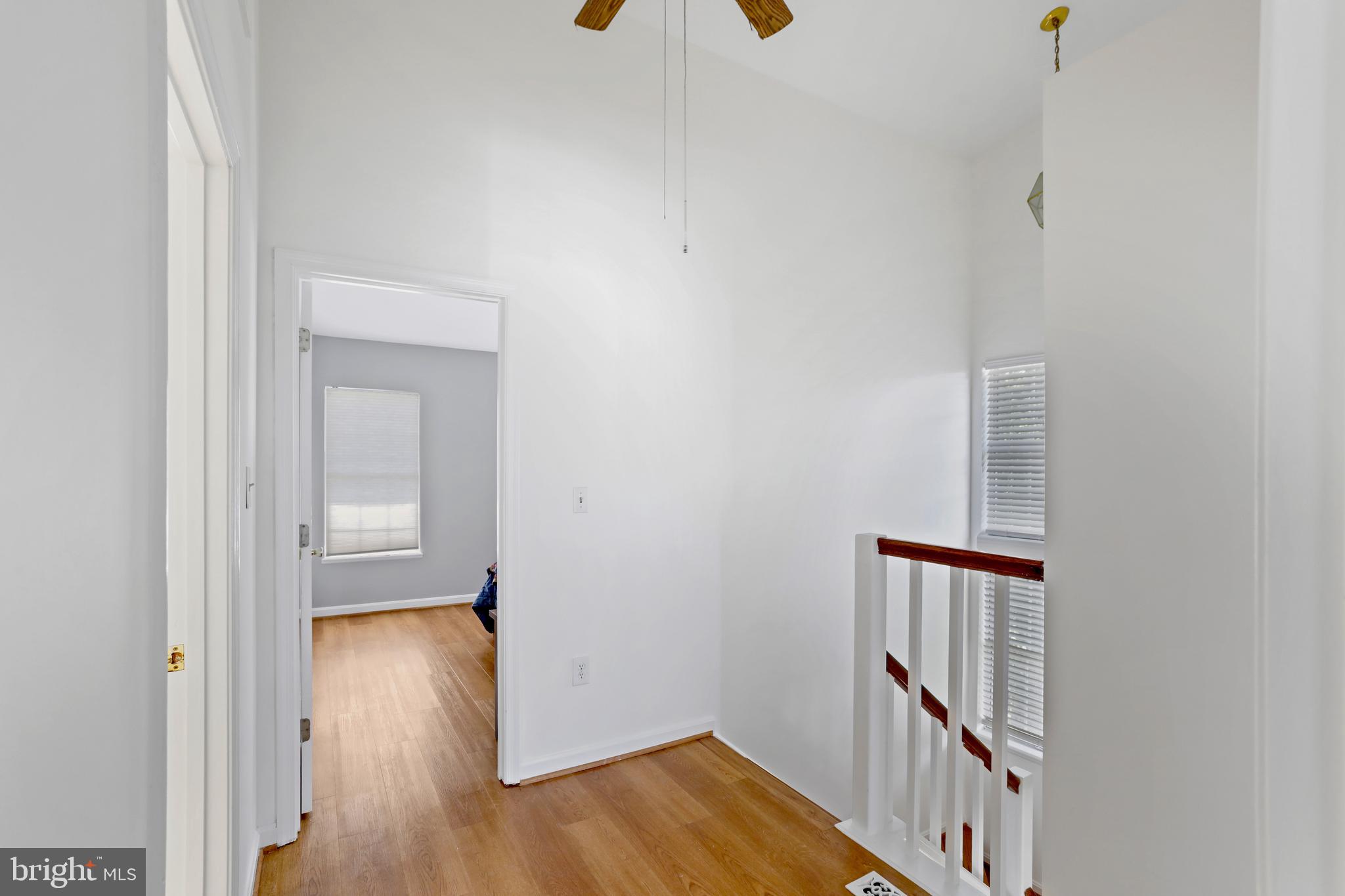LOVETTSVILLE MANOR - Residential