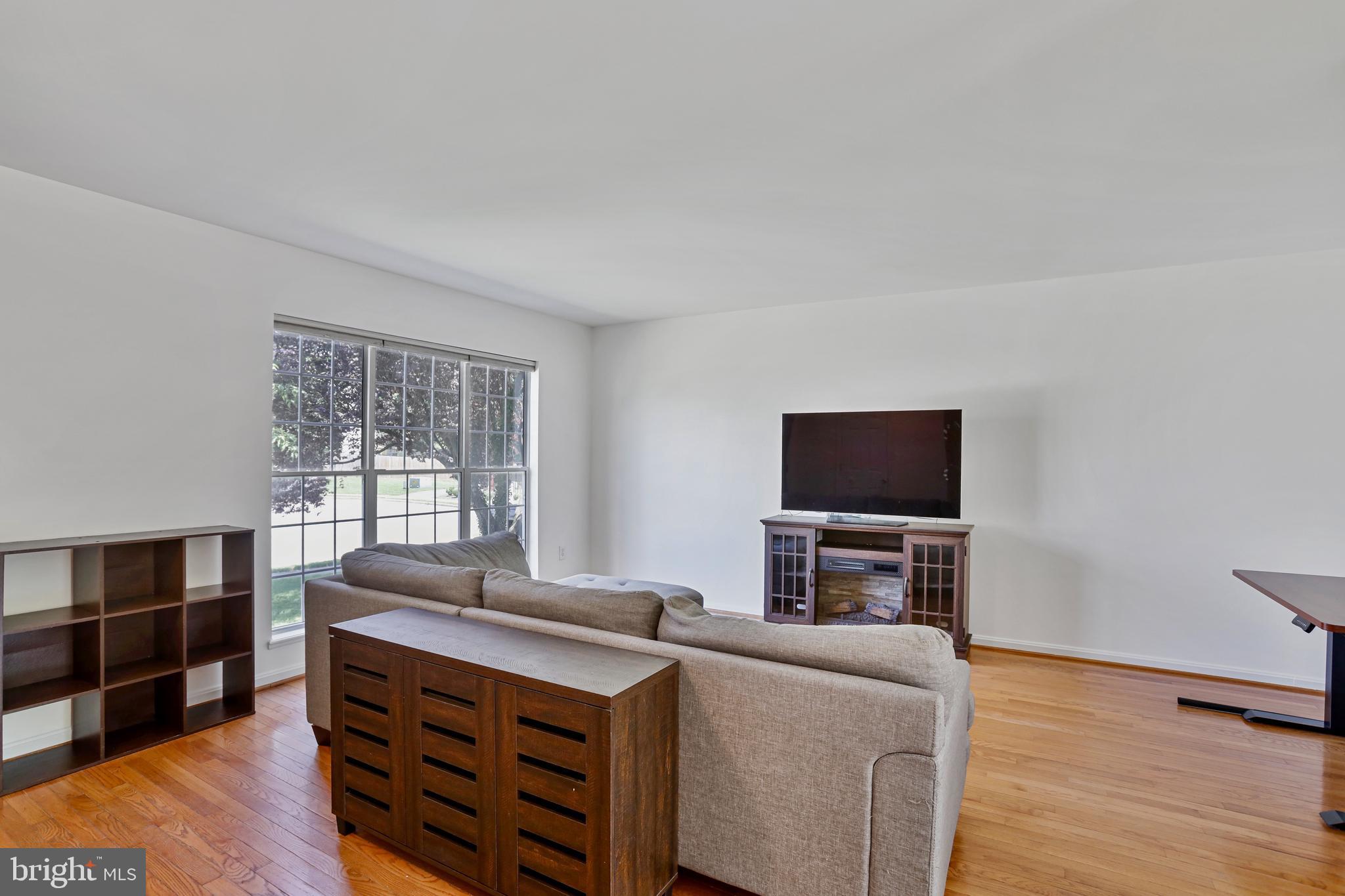 27 FRYE COURT
