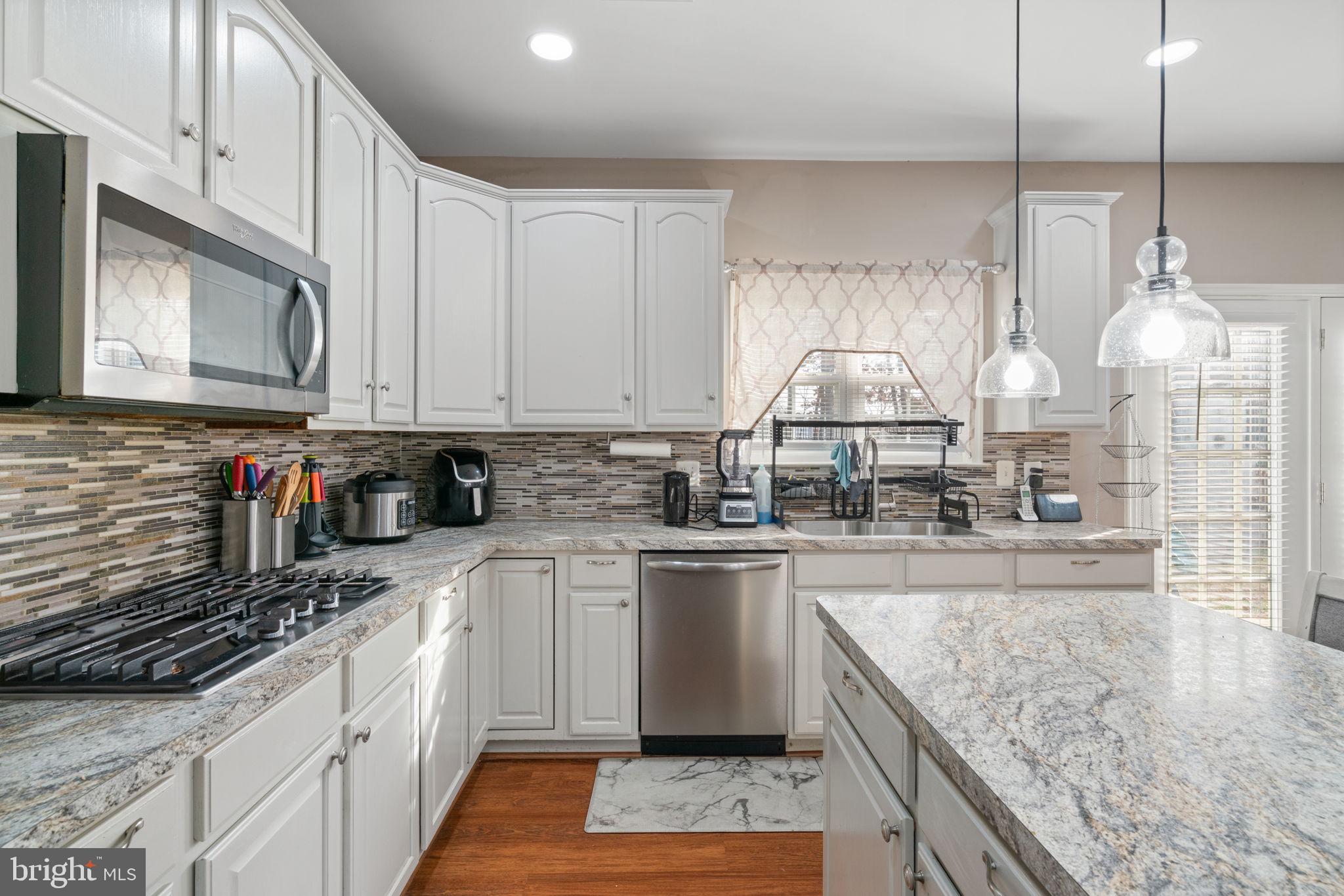 523 WINDERMERE DRIVE