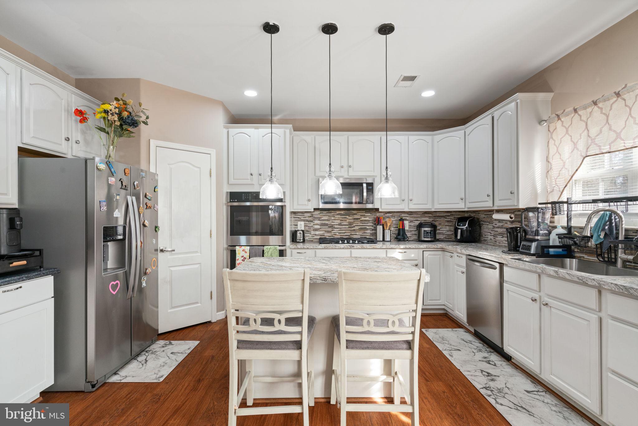 523 WINDERMERE DRIVE