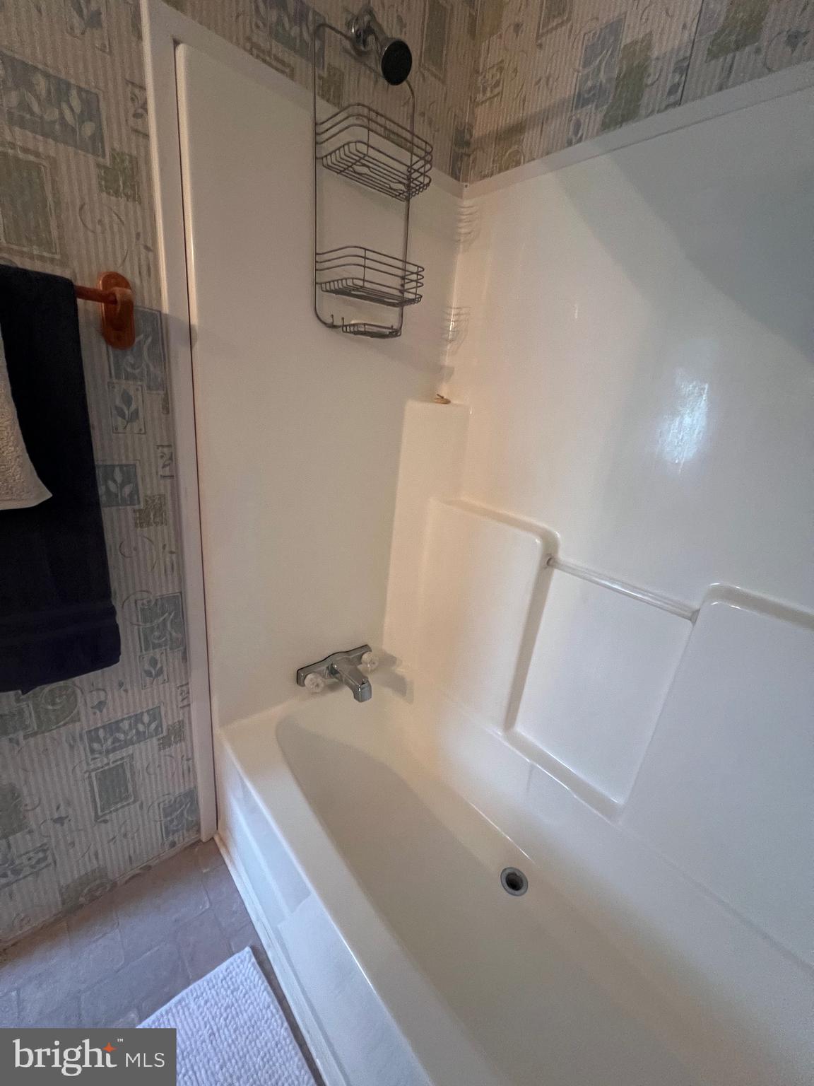 NONE UNRESTRICTED - Farm