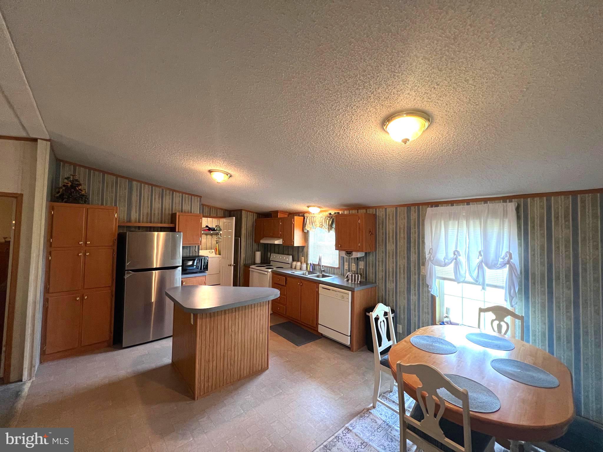 NONE UNRESTRICTED - Farm