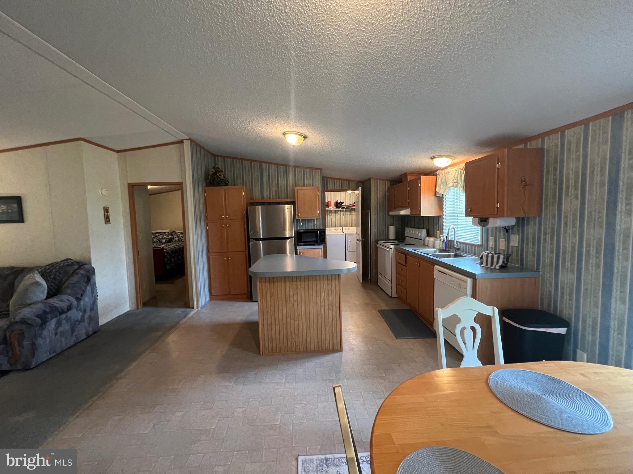 NONE UNRESTRICTED - Farm