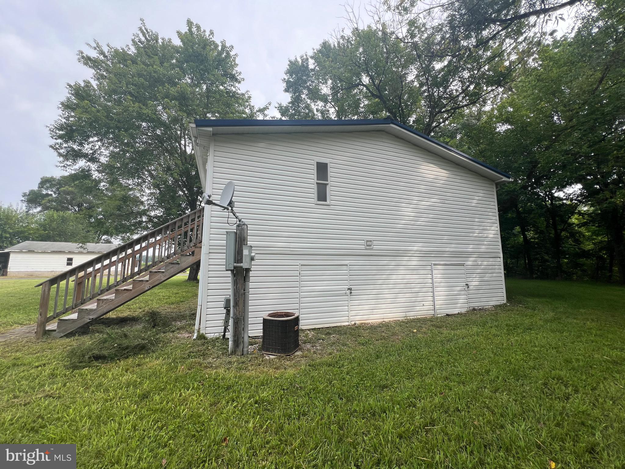 NONE UNRESTRICTED - Farm