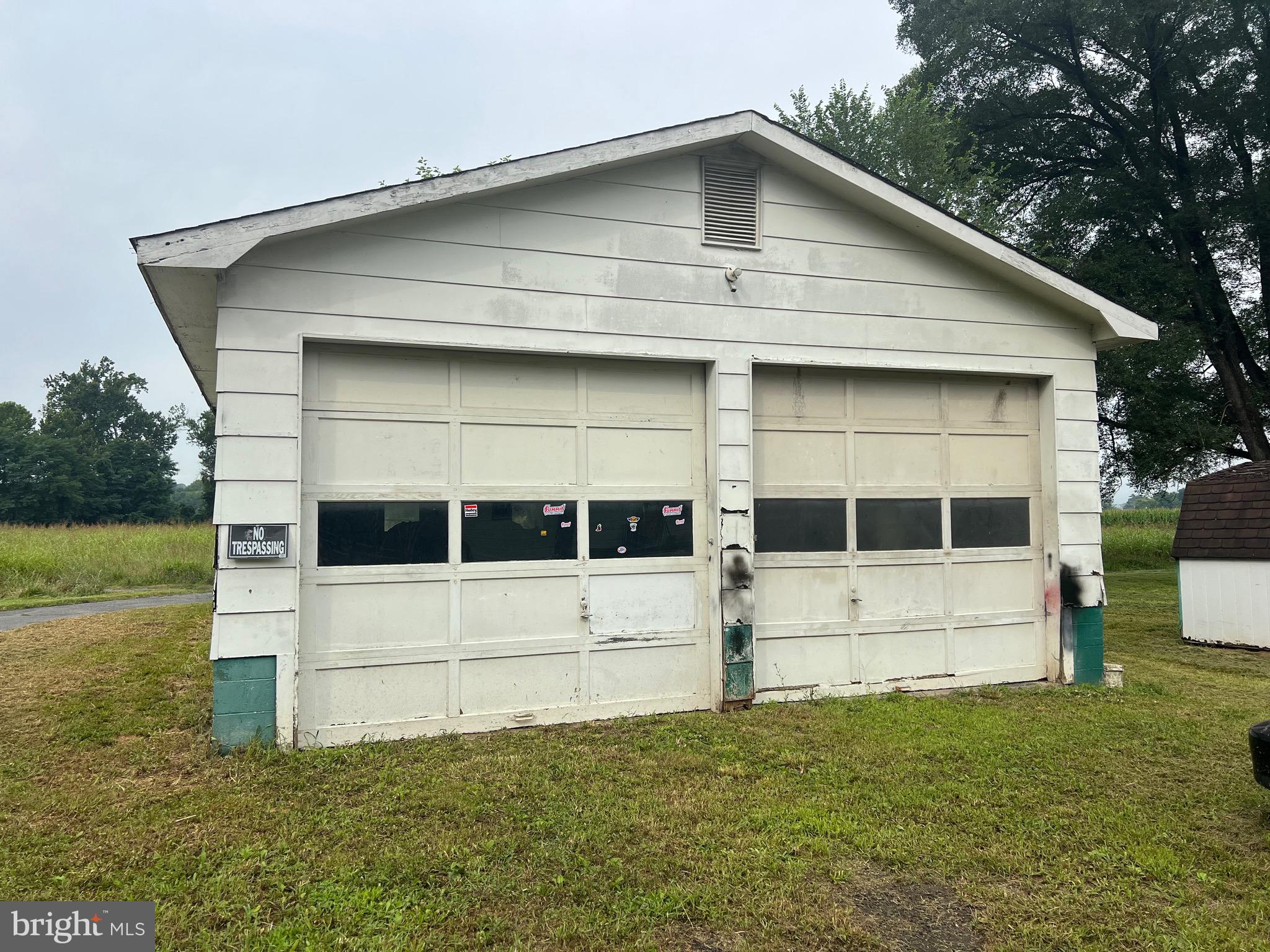 NONE UNRESTRICTED - Farm