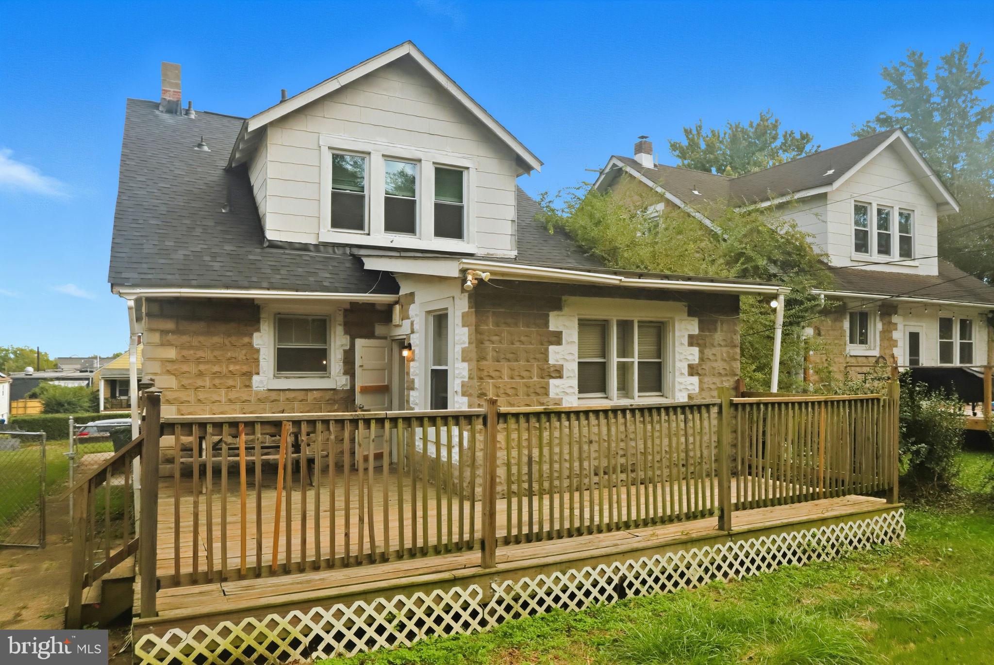 GARDENVILLE - Residential