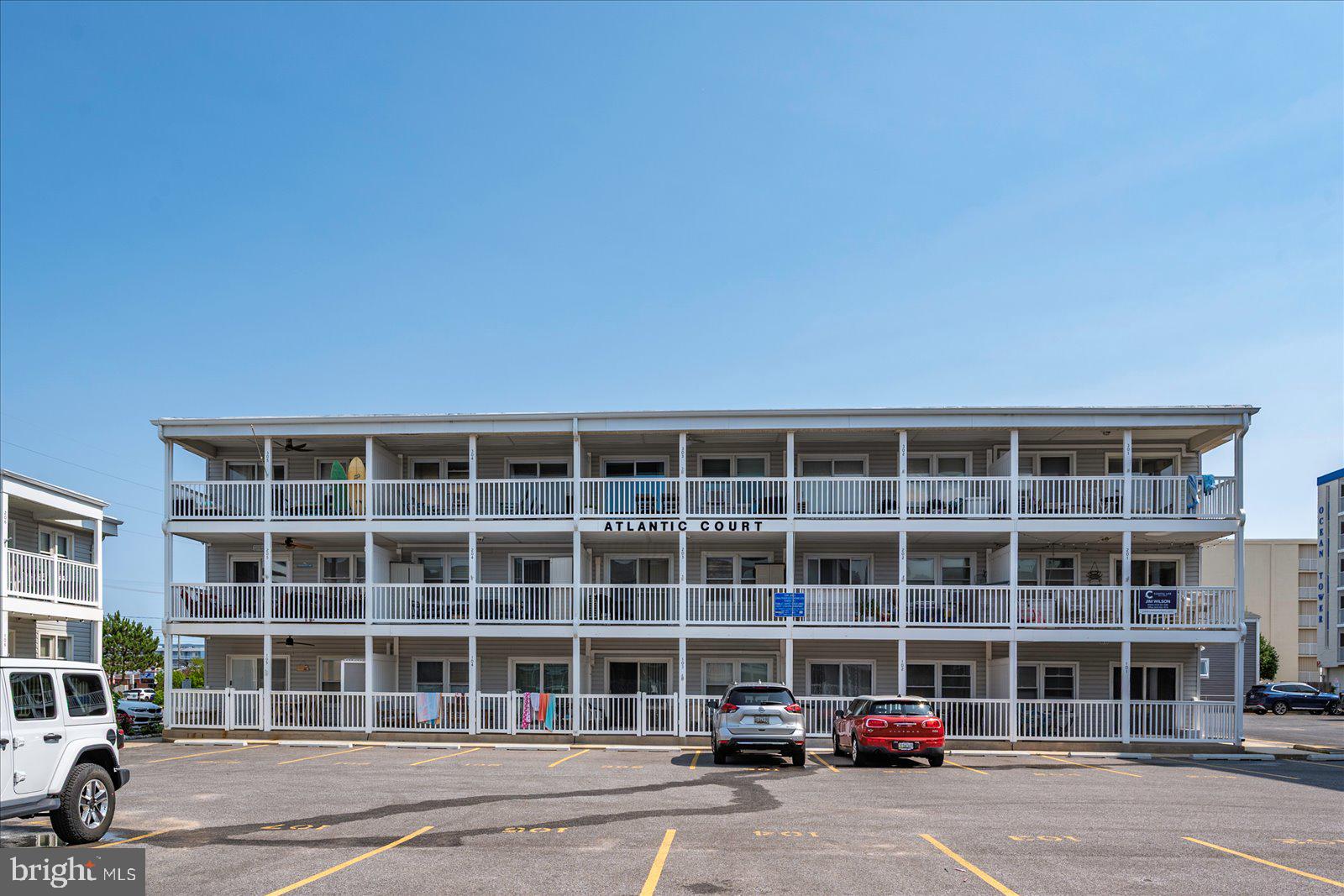 12 72ND STREET 105