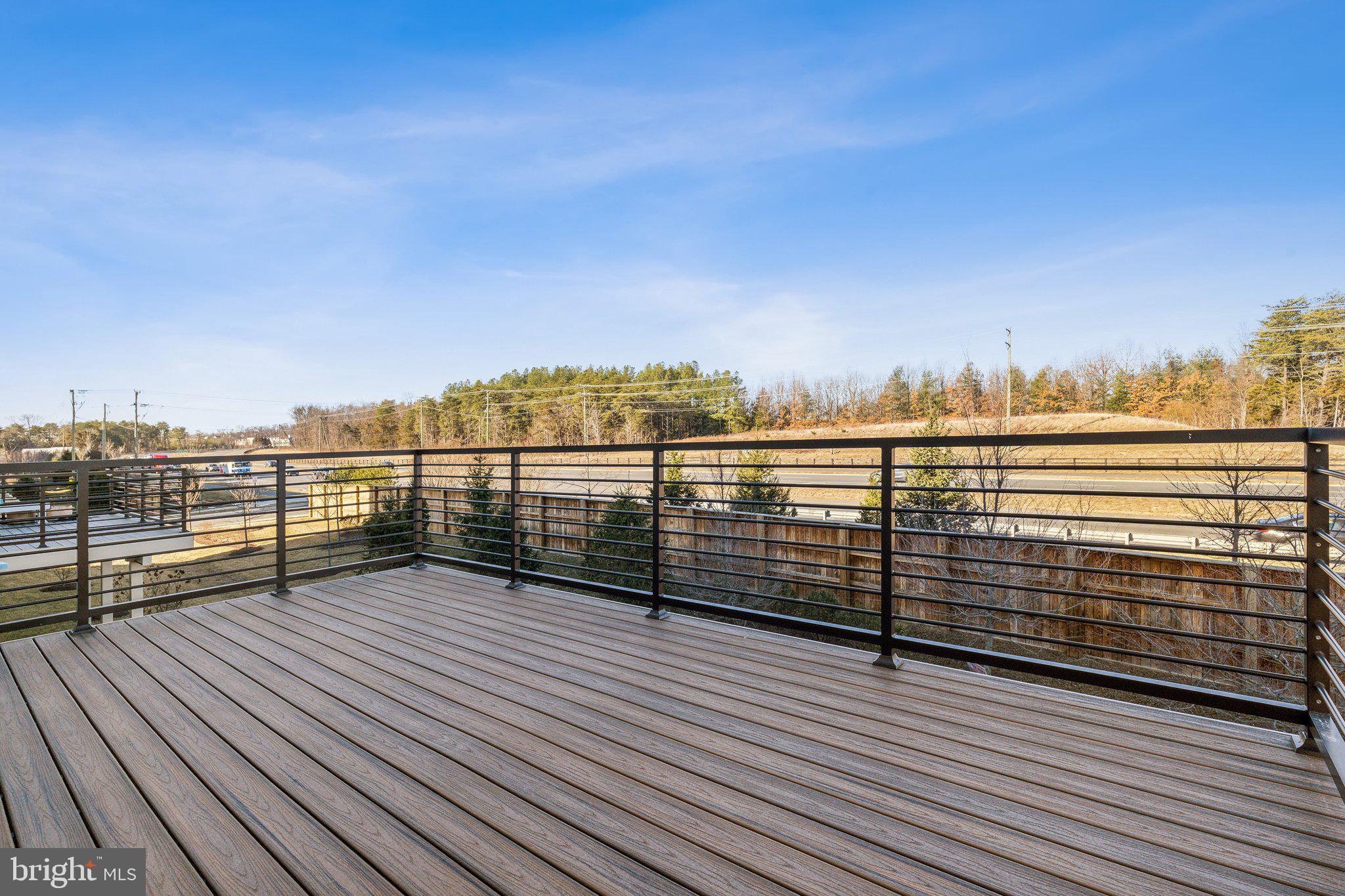 ASHBURN OVERLOOK - Residential Lease