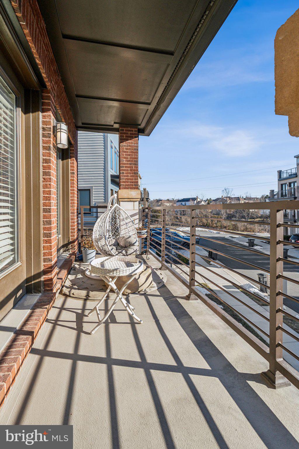 ASHBURN OVERLOOK - Residential Lease