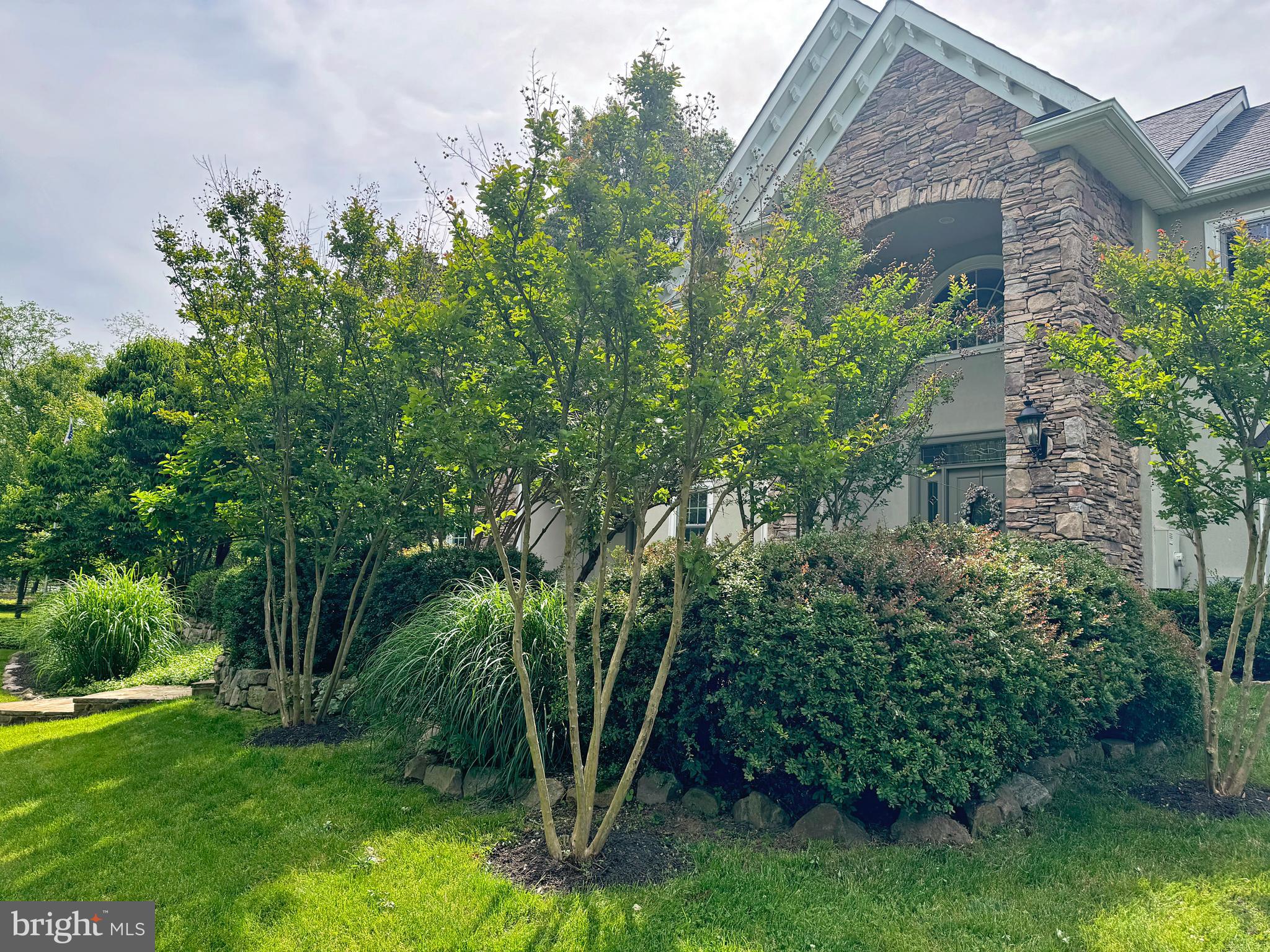 WHITE GATE - Residential