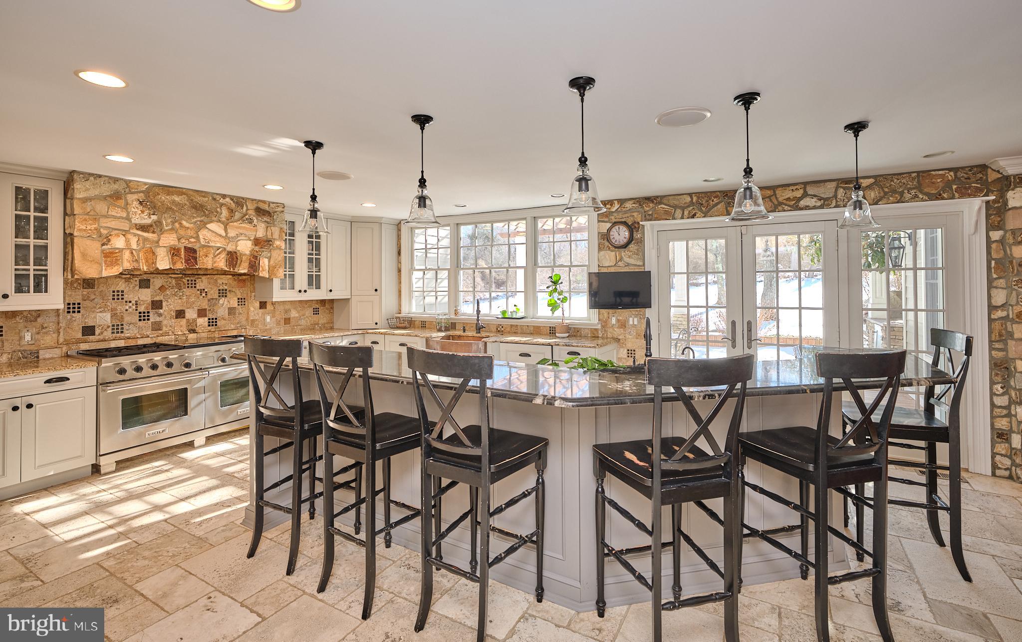 WHITE GATE - Residential