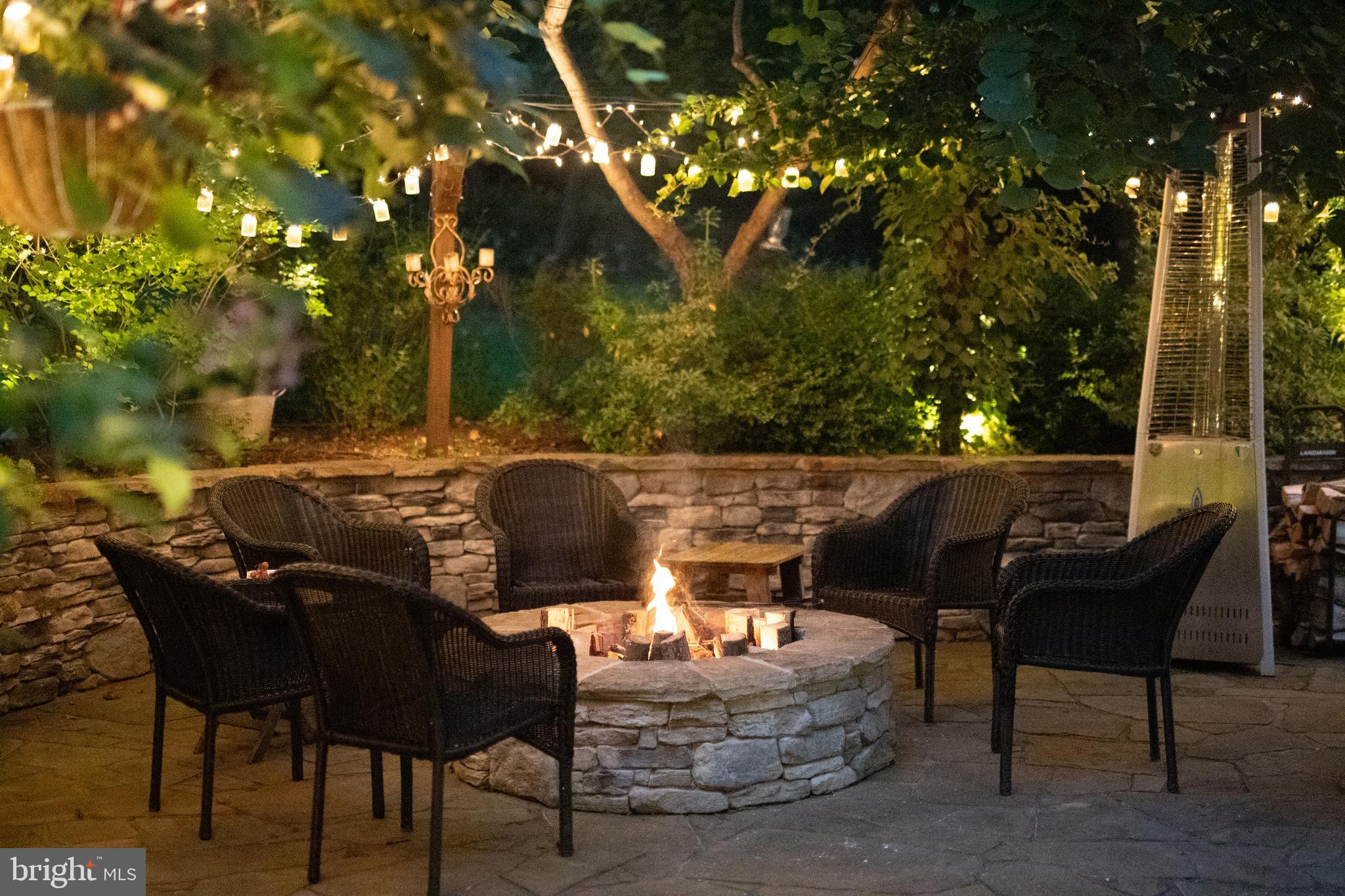 WHITE GATE - Residential