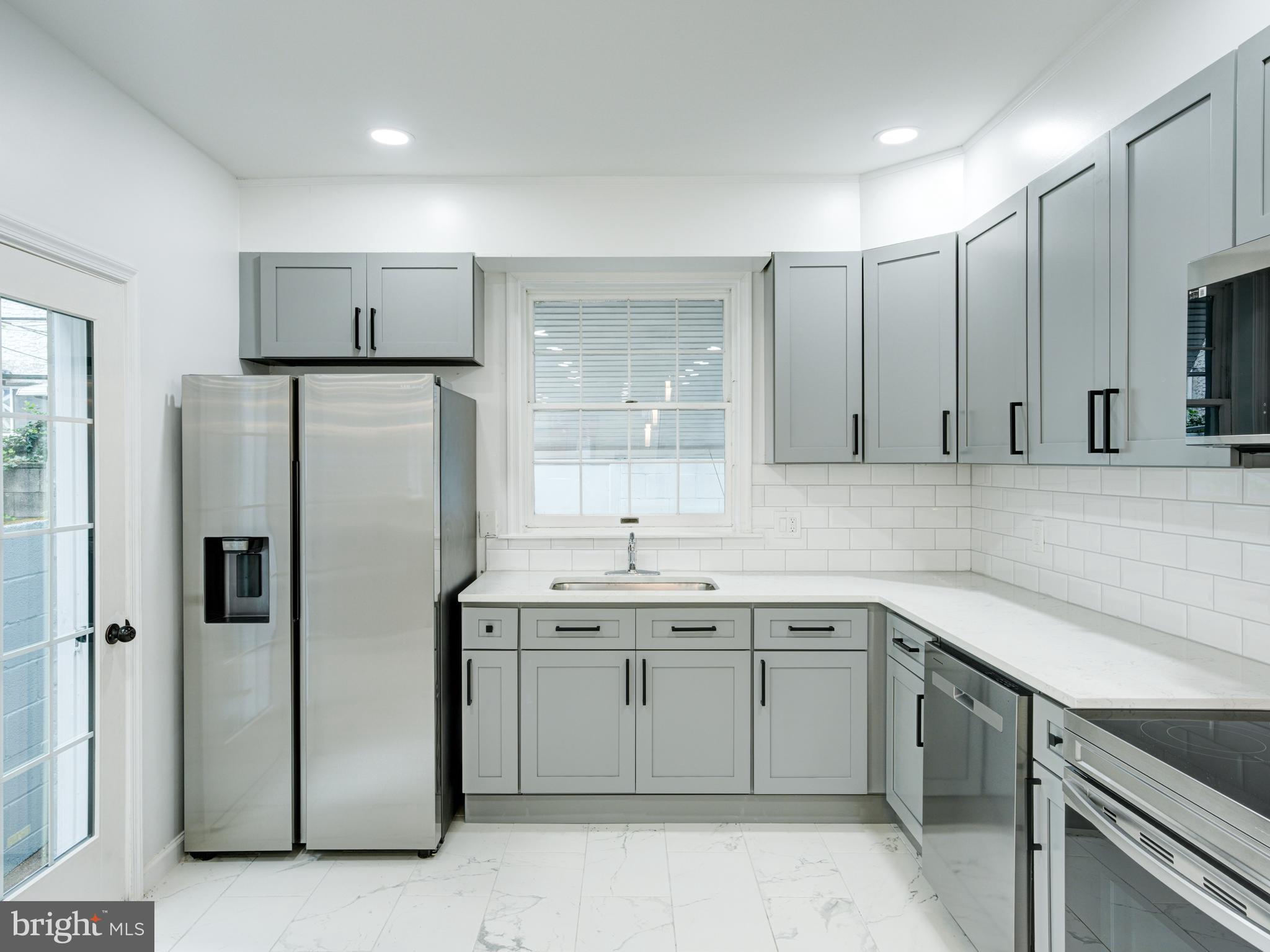 WEST PASSYUNK - Residential