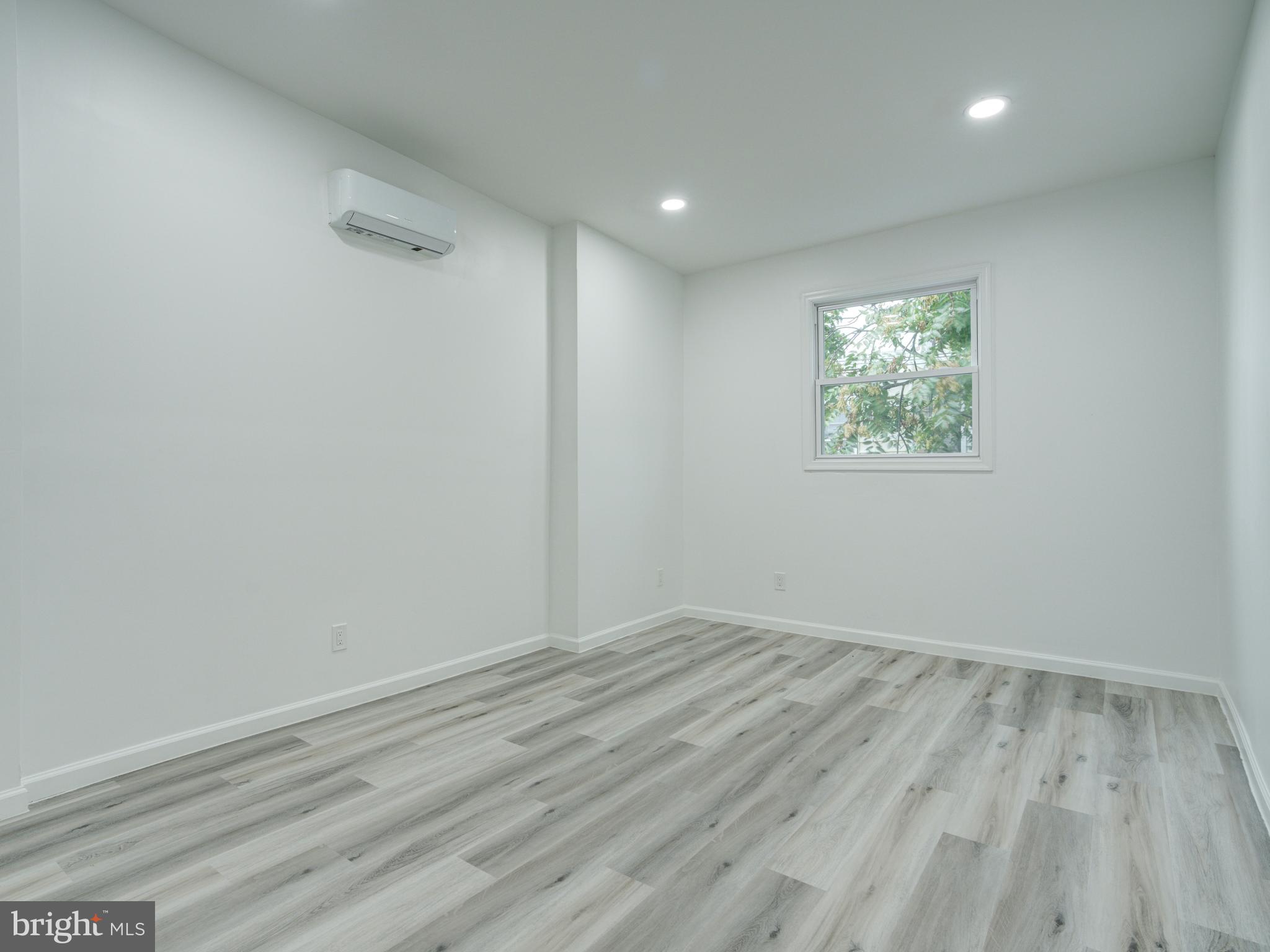 WEST PASSYUNK - Residential