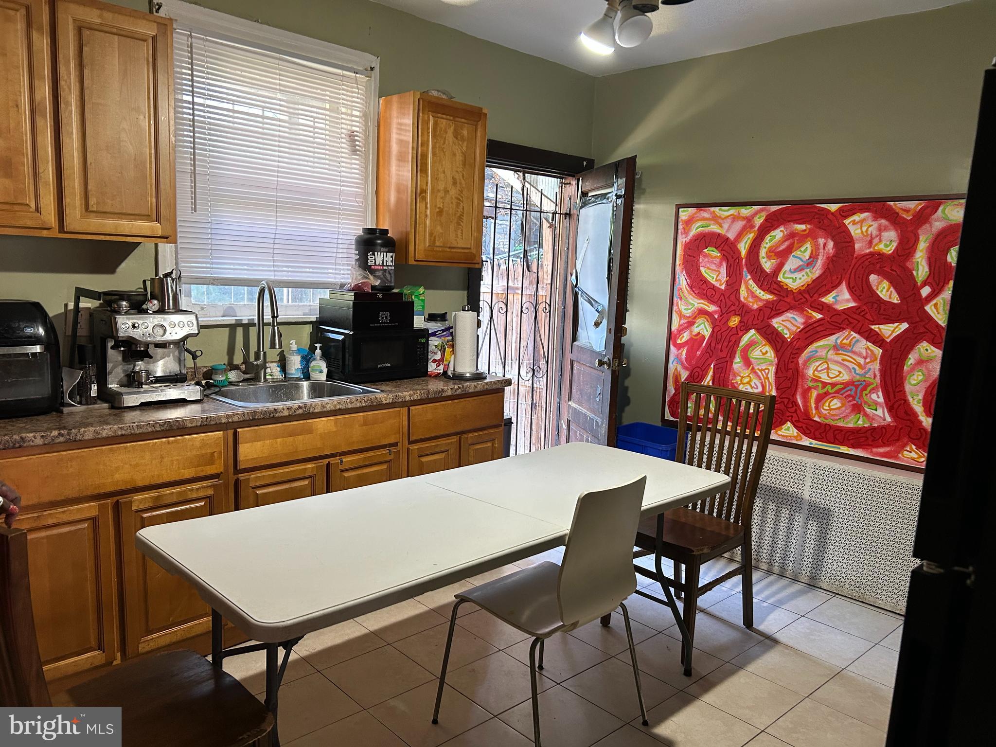 PHILADELPHIA (WEST) - Residential