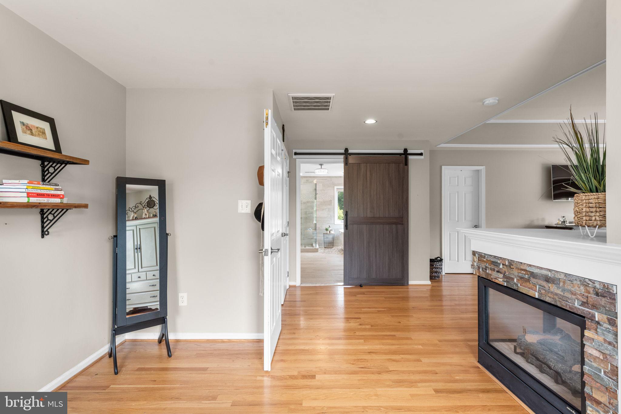 ASHLEIGH KNOLLS - Residential