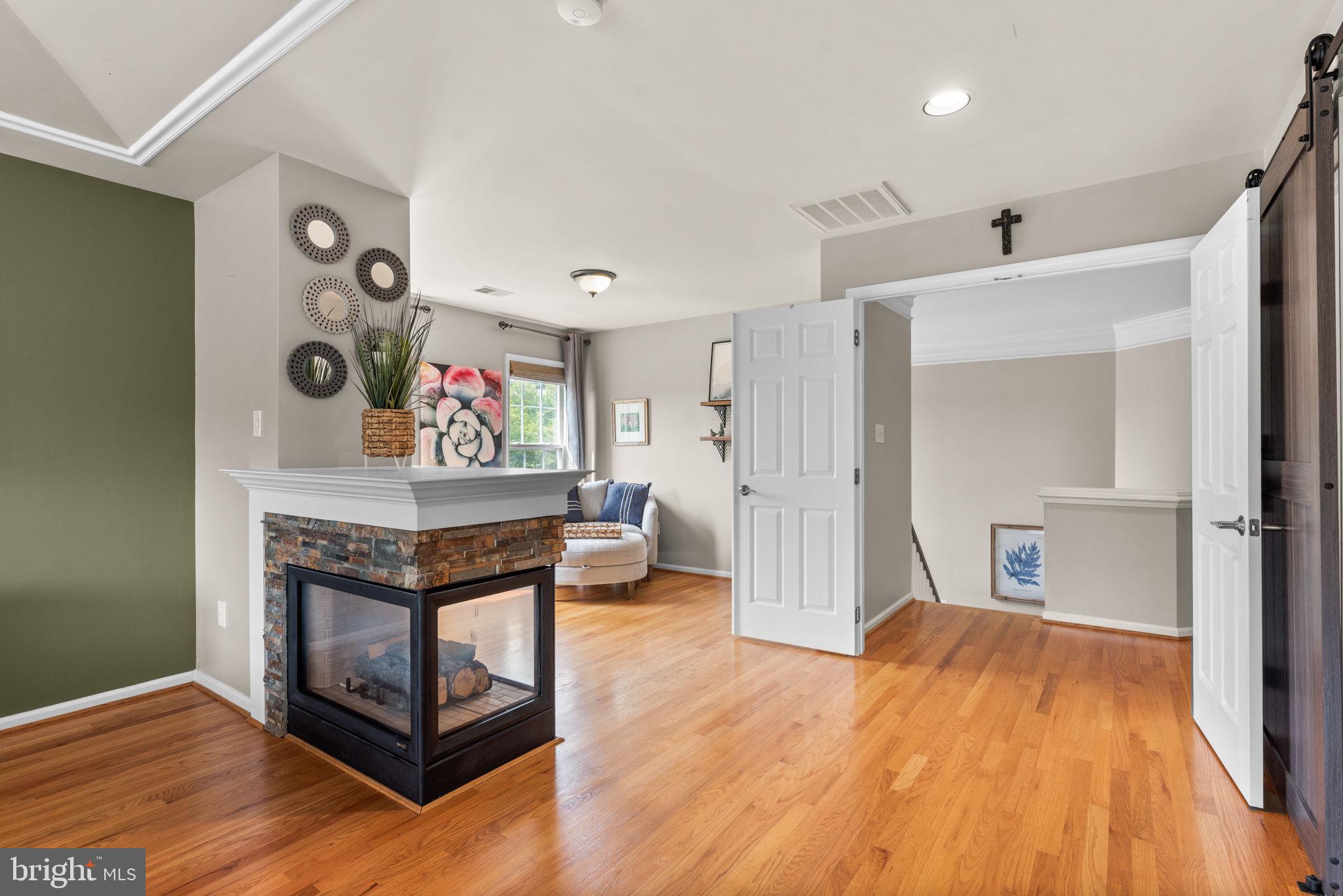 ASHLEIGH KNOLLS - Residential