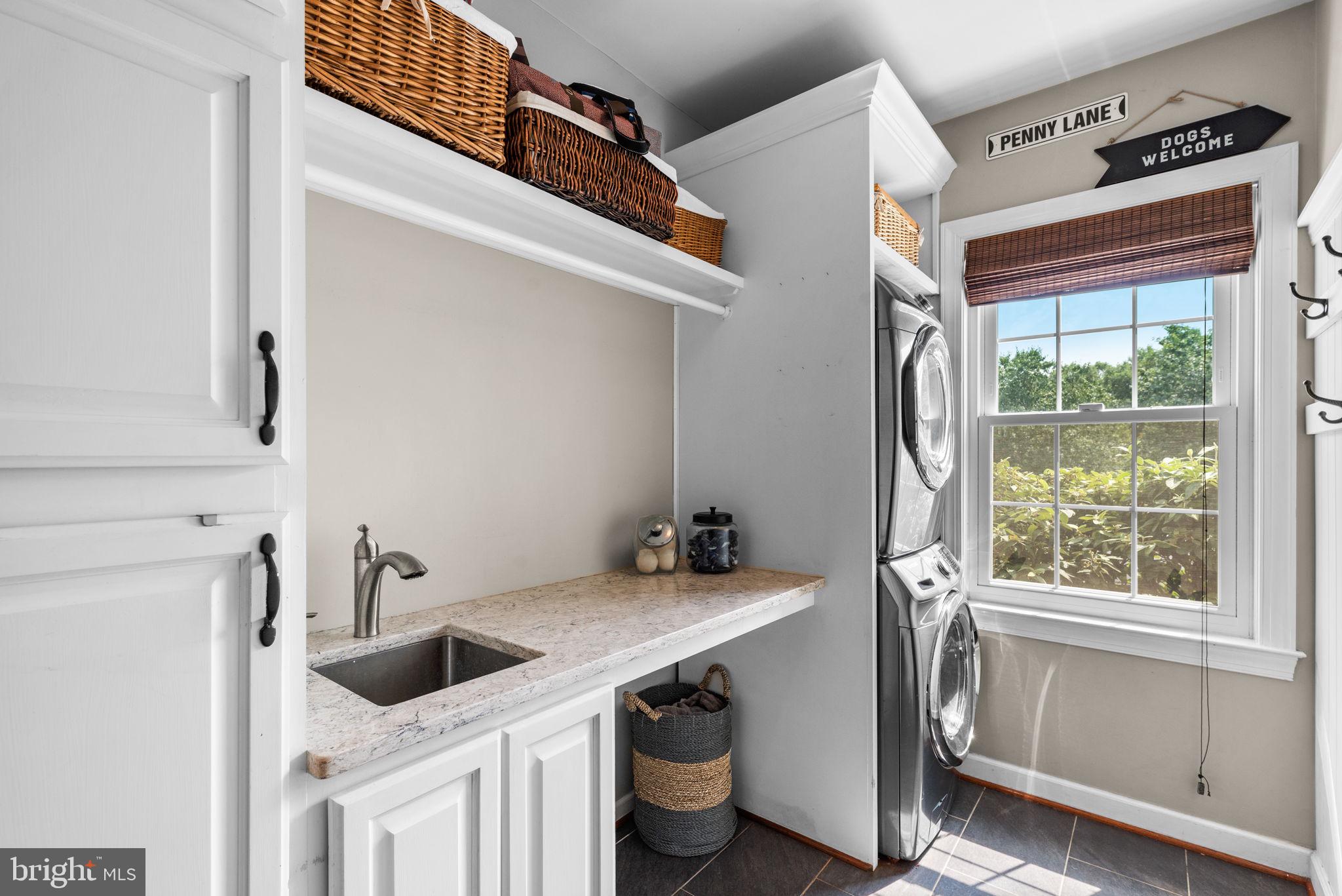 ASHLEIGH KNOLLS - Residential