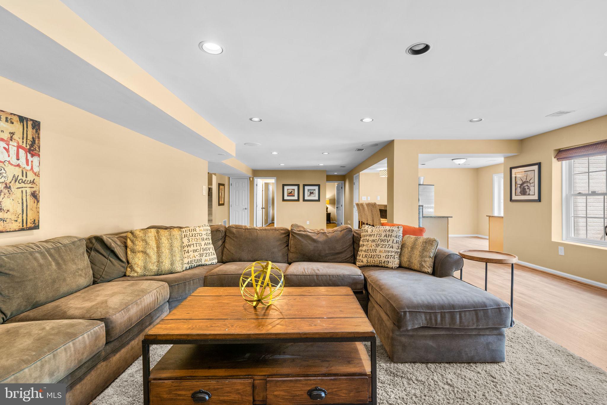 ASHLEIGH KNOLLS - Residential