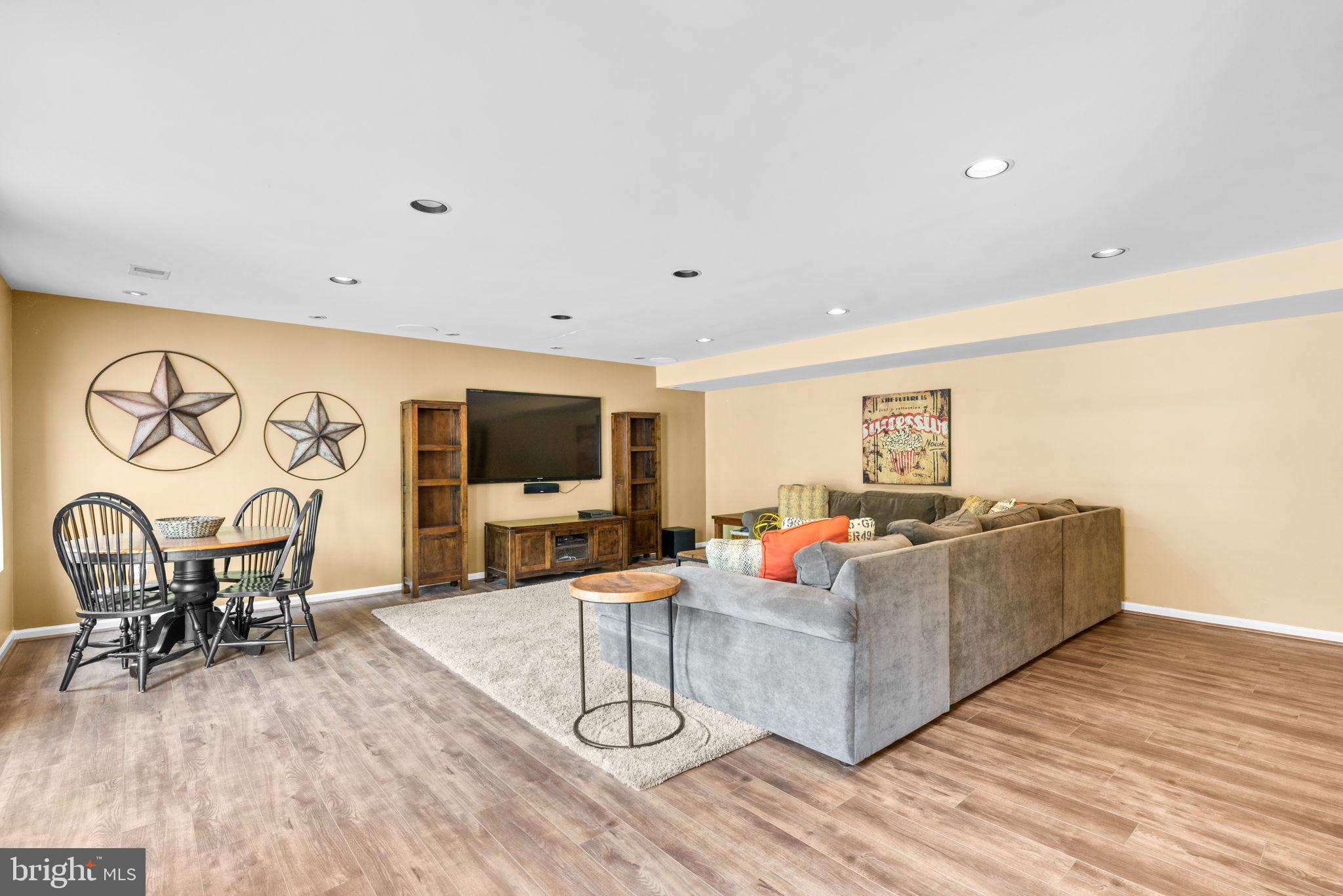 ASHLEIGH KNOLLS - Residential