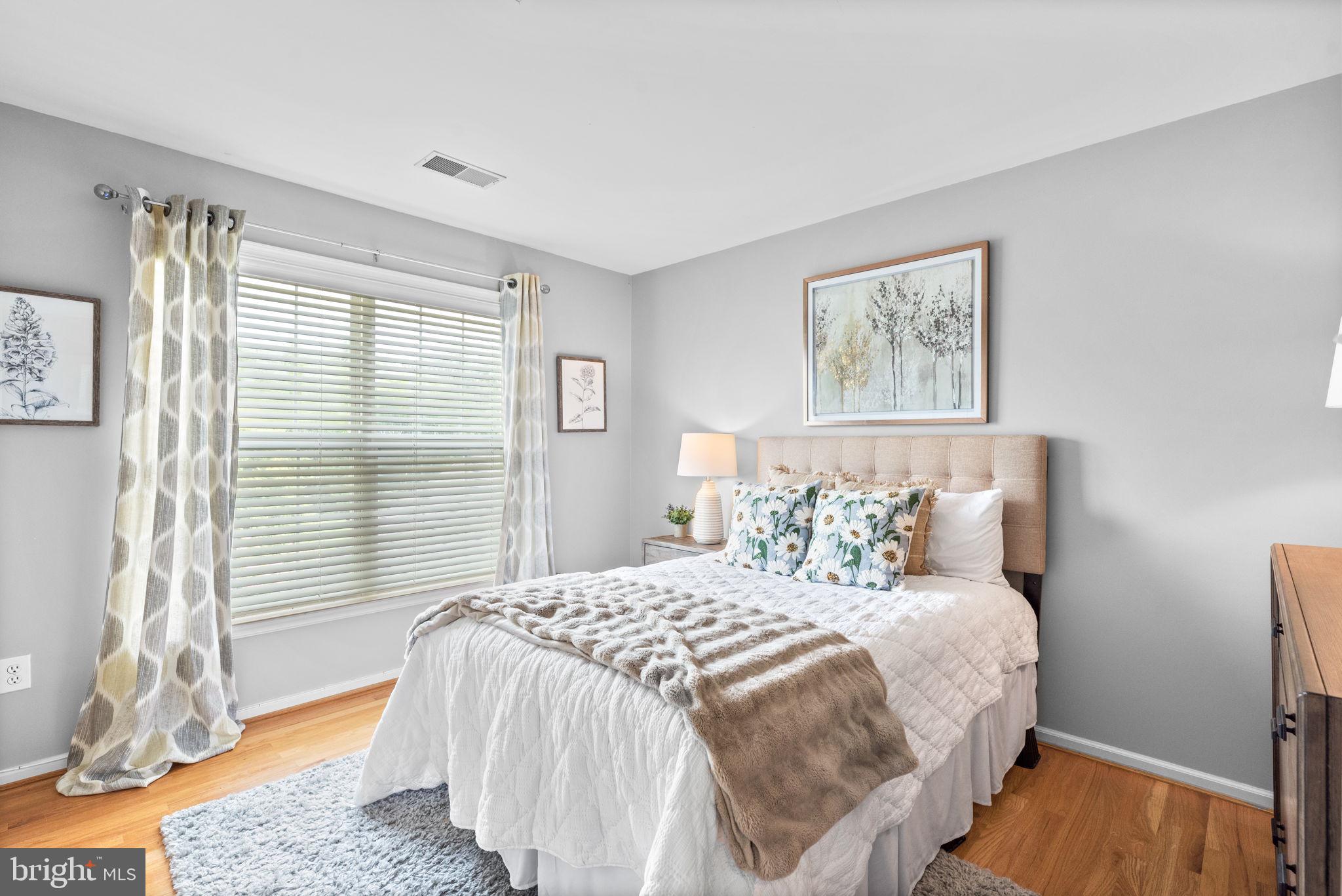 ASHLEIGH KNOLLS - Residential