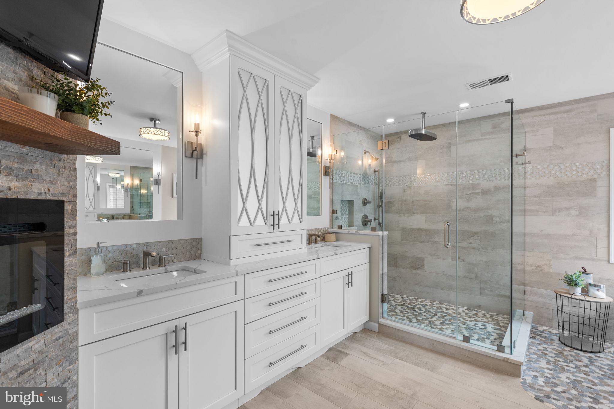 ASHLEIGH KNOLLS - Residential