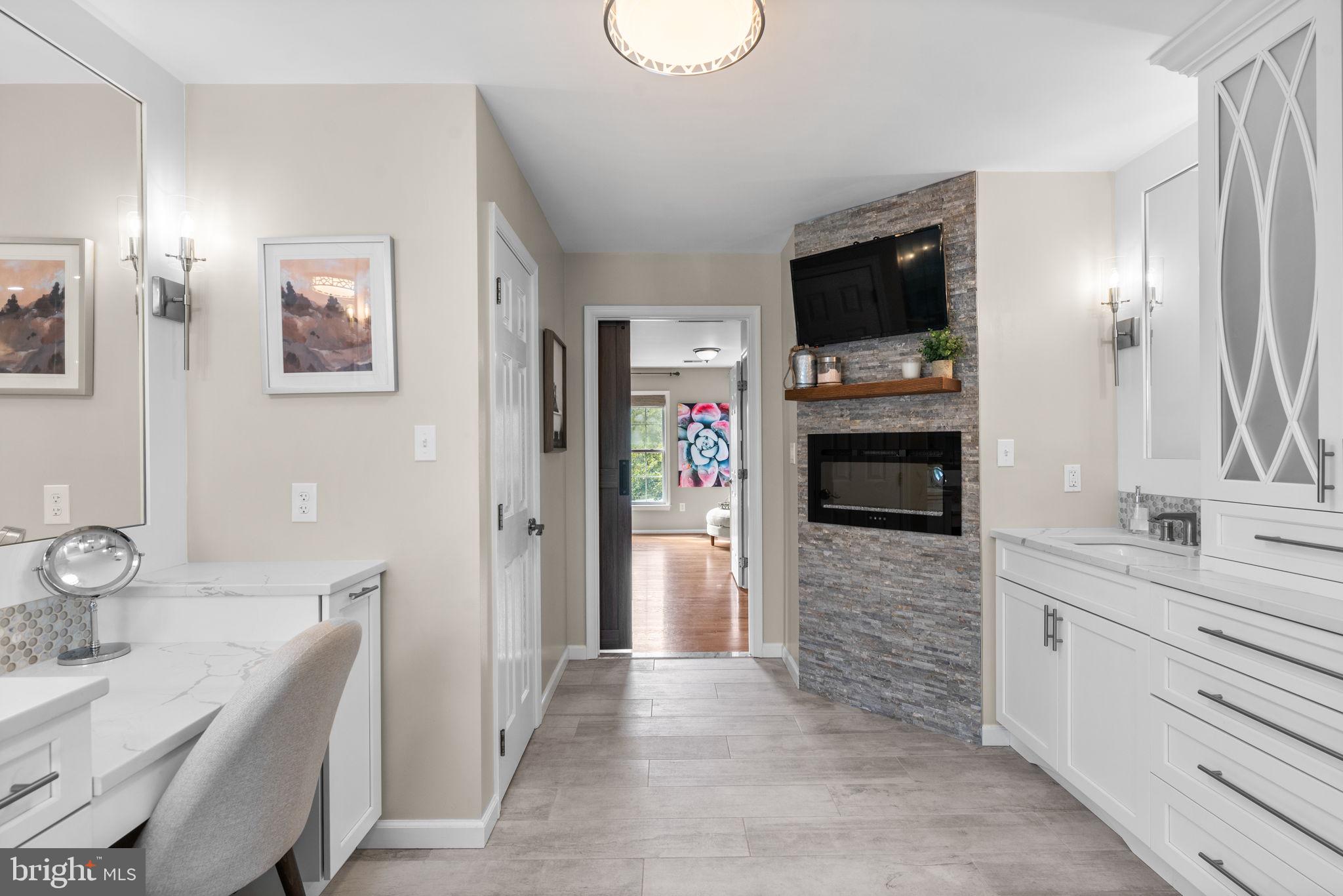 ASHLEIGH KNOLLS - Residential