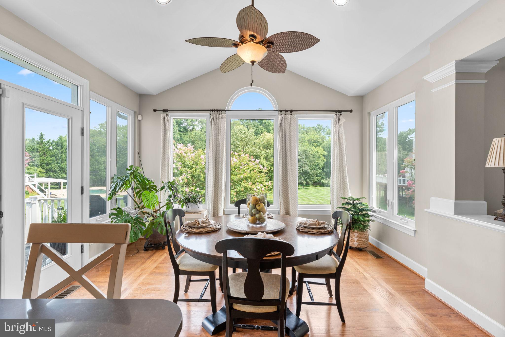 ASHLEIGH KNOLLS - Residential