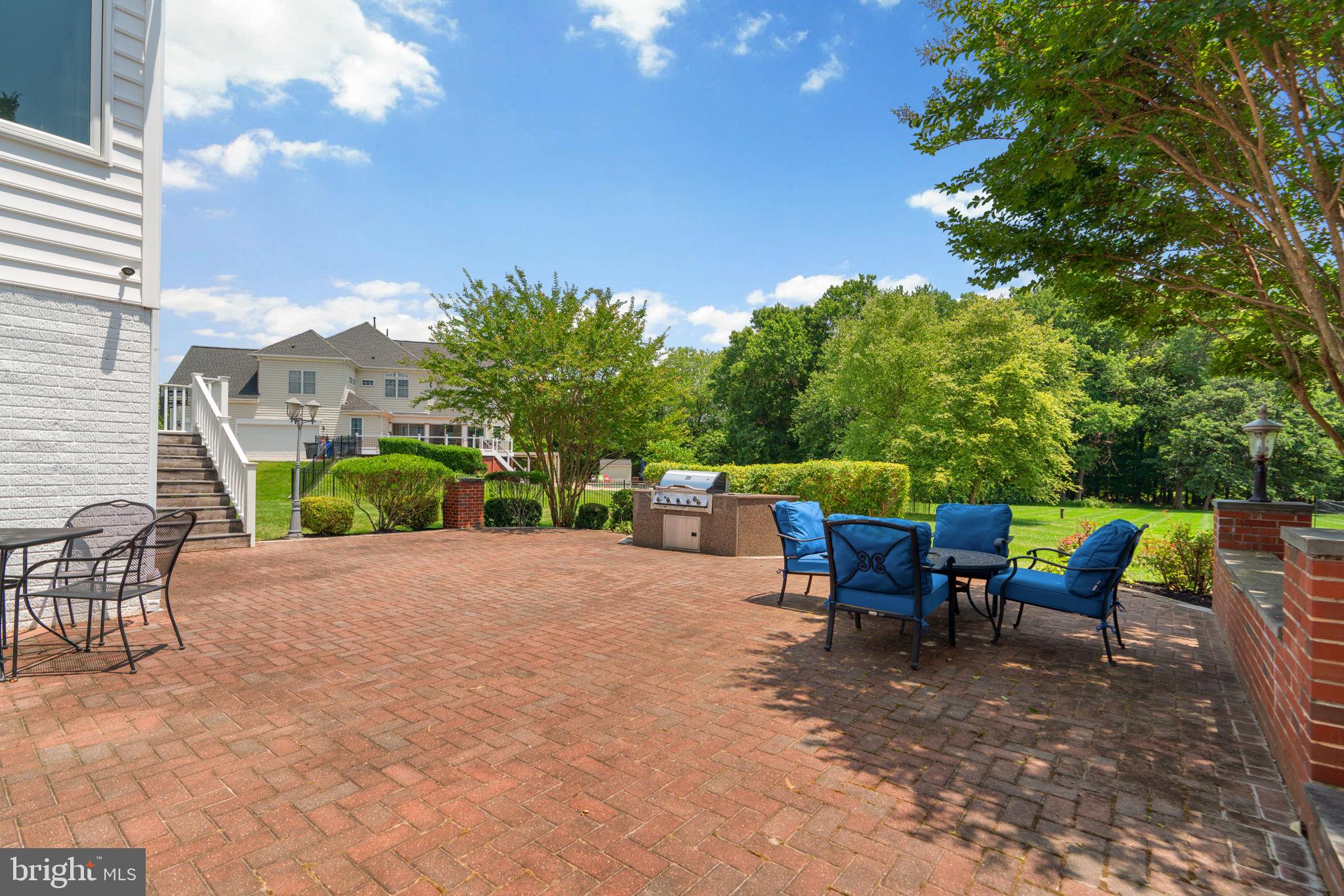 ASHLEIGH KNOLLS - Residential