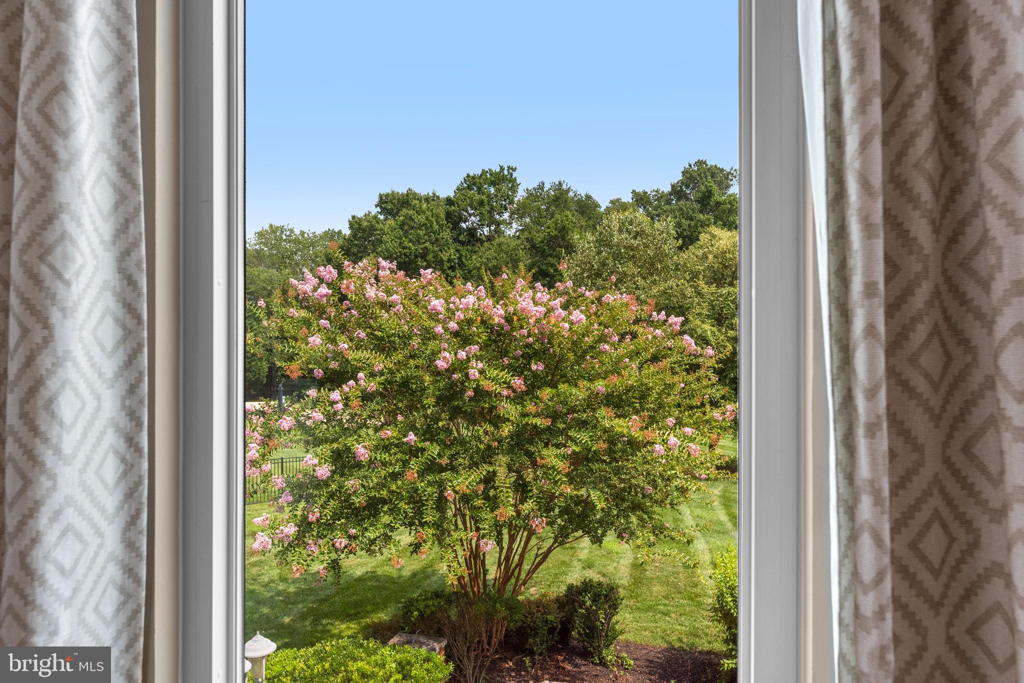 ASHLEIGH KNOLLS - Residential