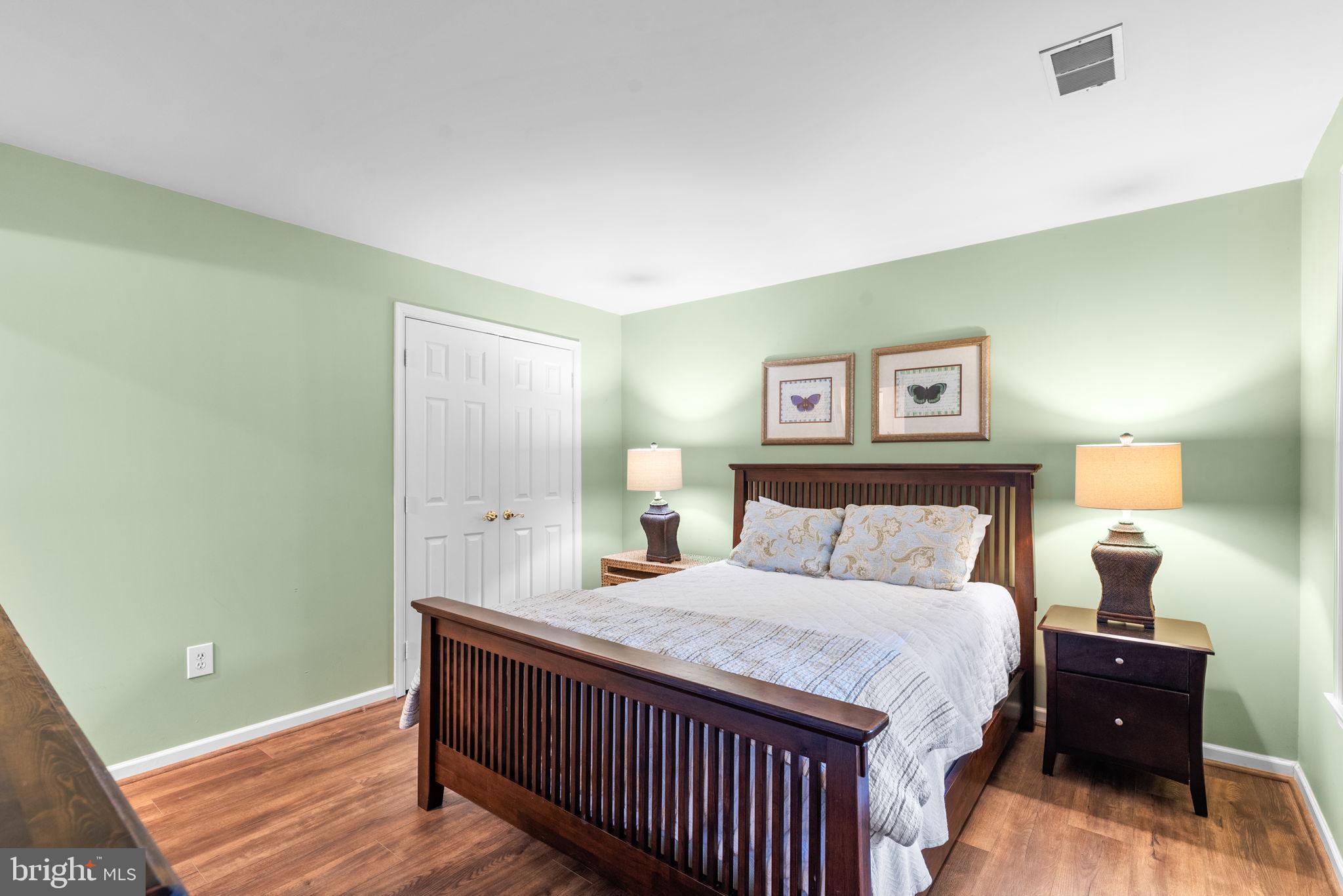 ASHLEIGH KNOLLS - Residential