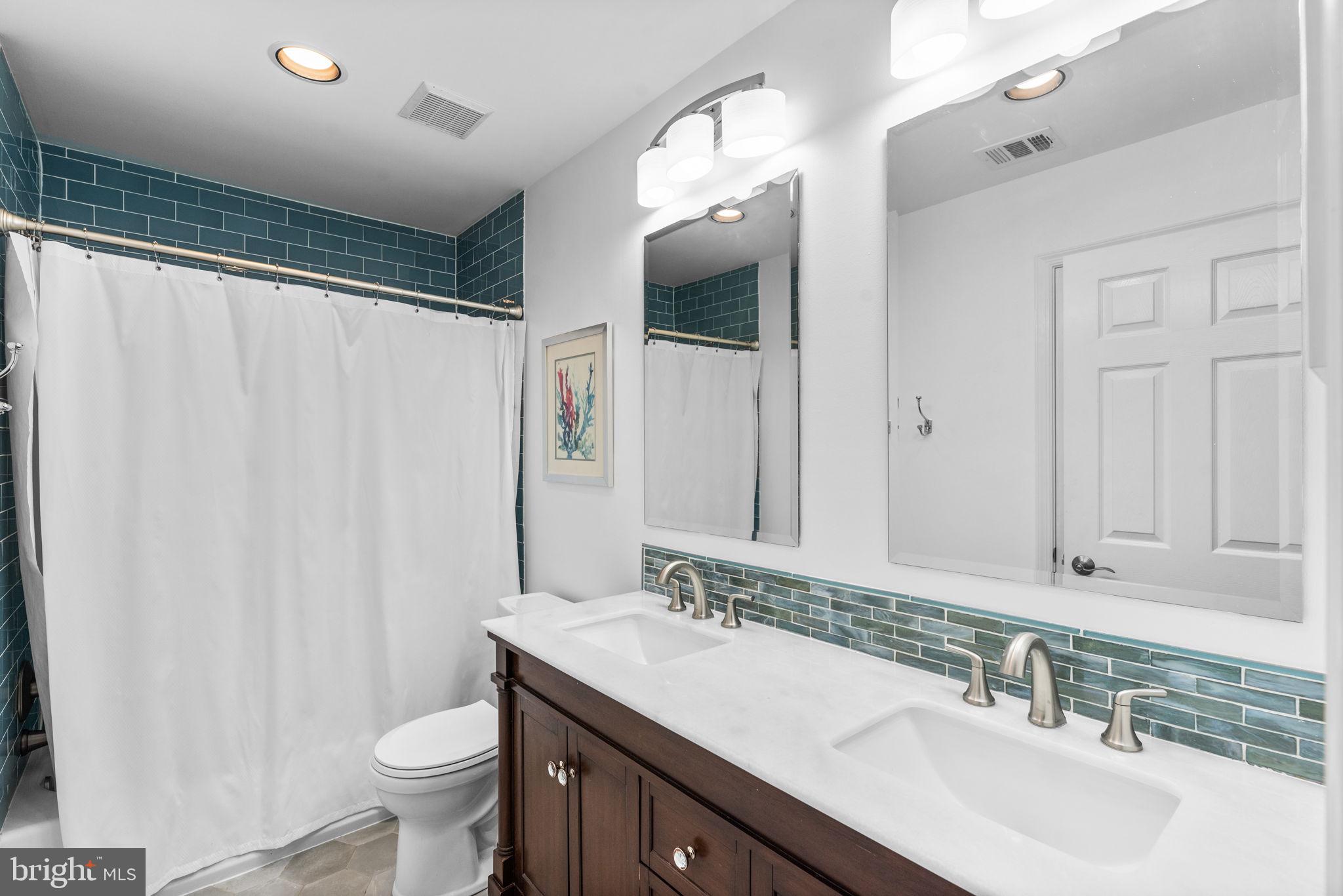 ASHLEIGH KNOLLS - Residential