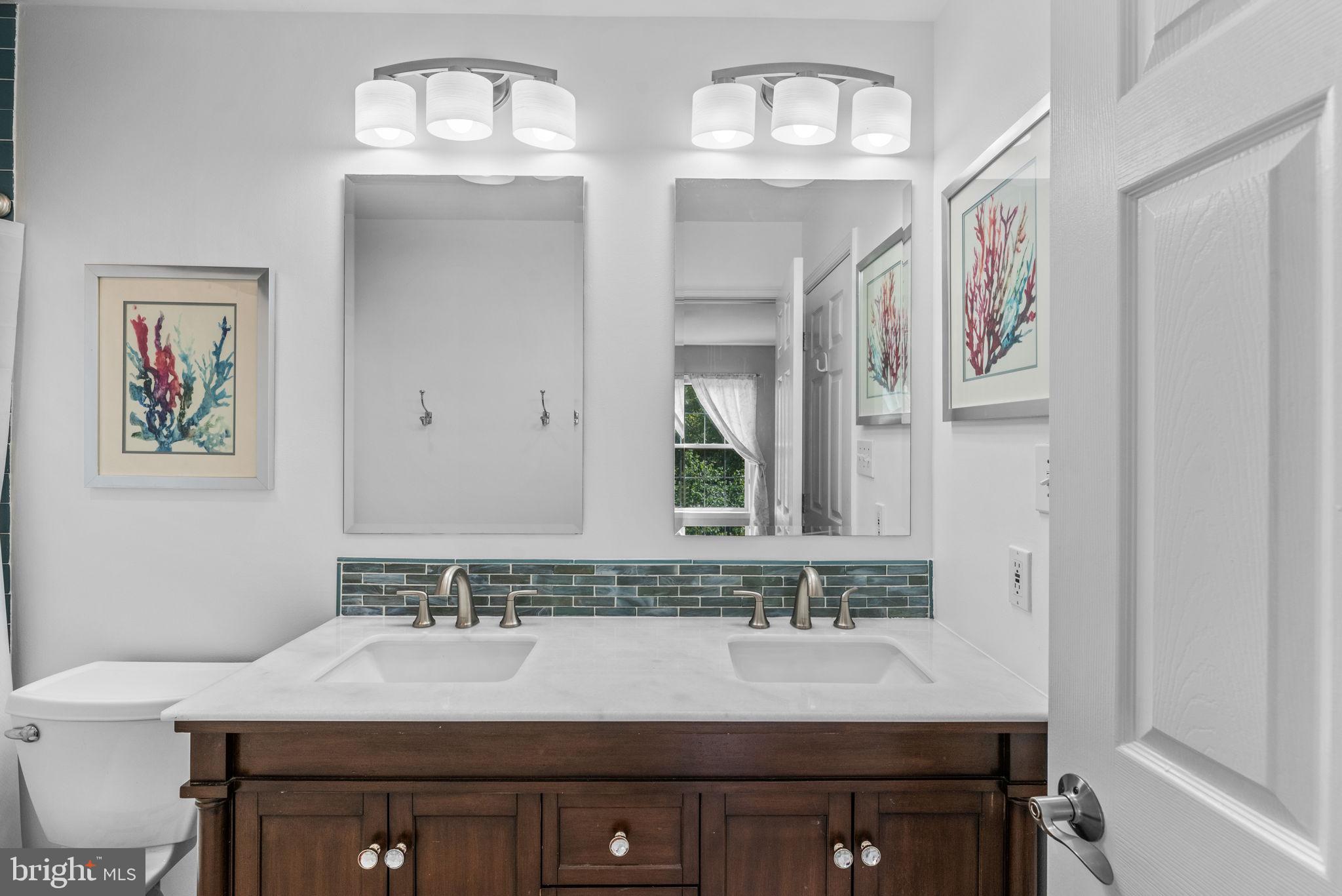 ASHLEIGH KNOLLS - Residential