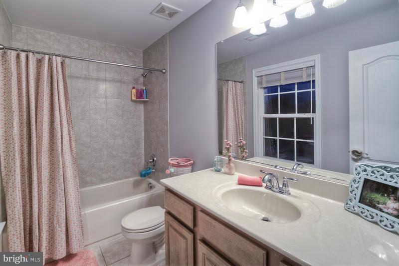 FAIRFIELD ESTATES - Residential