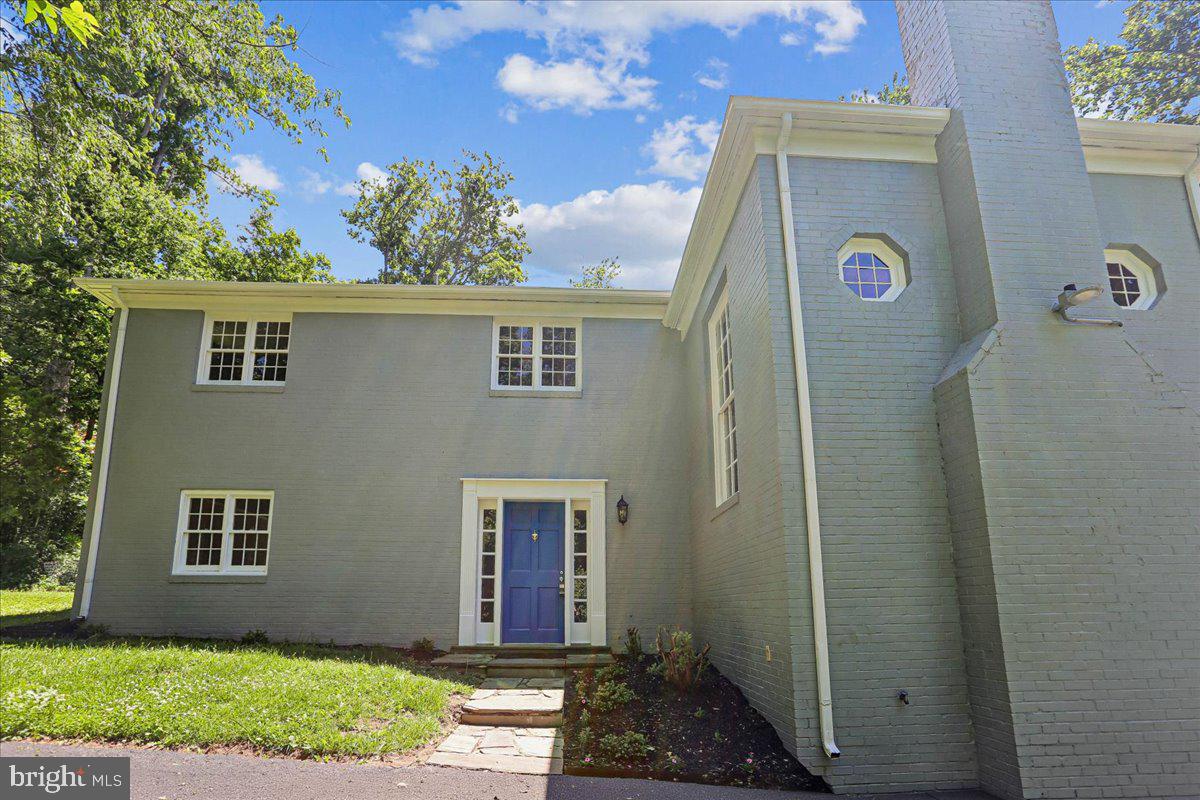 12811 LACY DRIVE