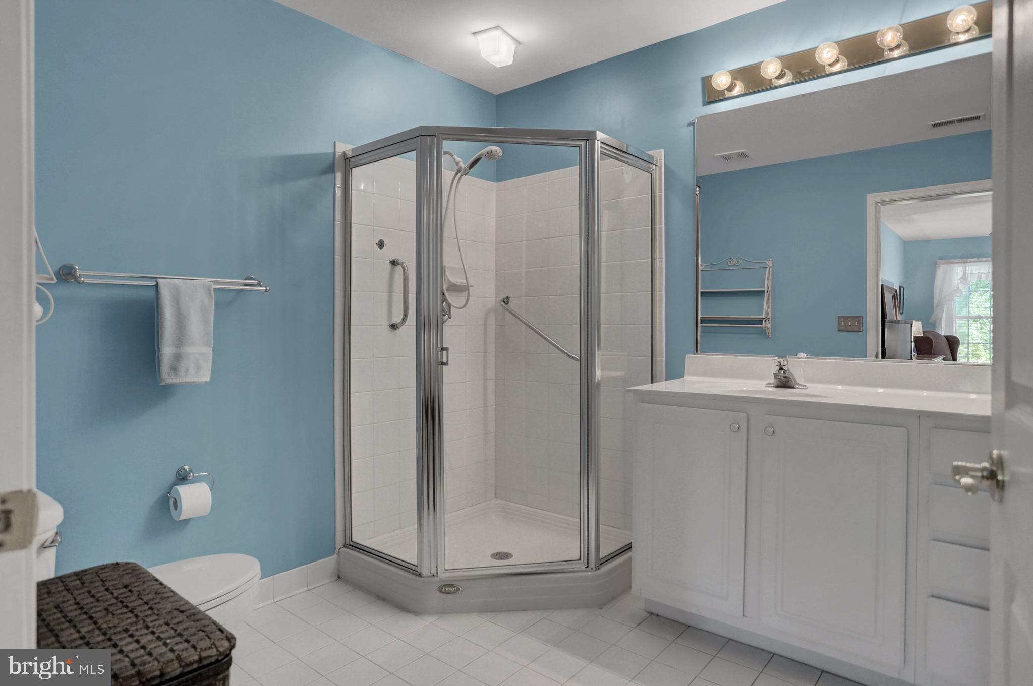 STRAFFAN - Residential