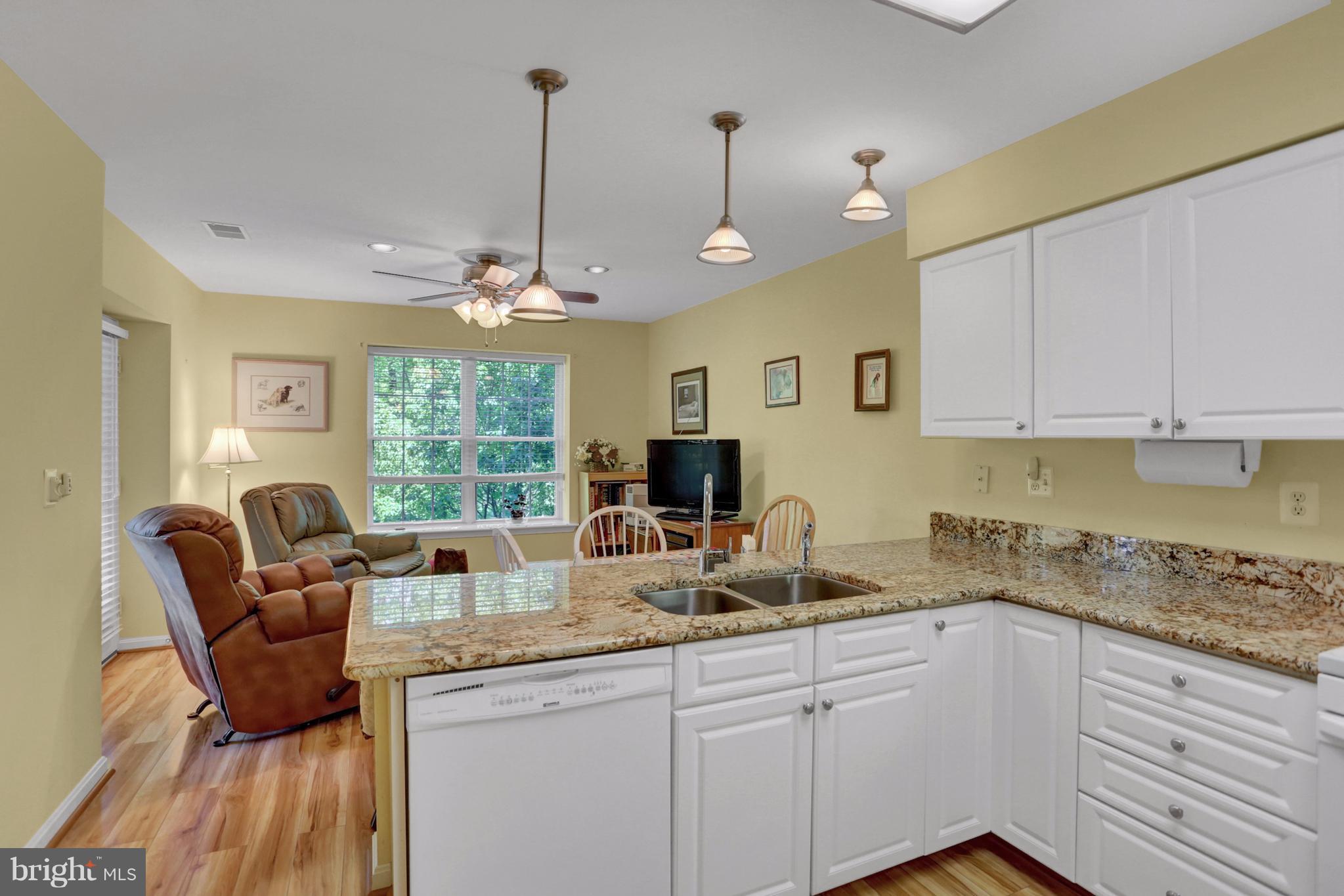 STRAFFAN - Residential