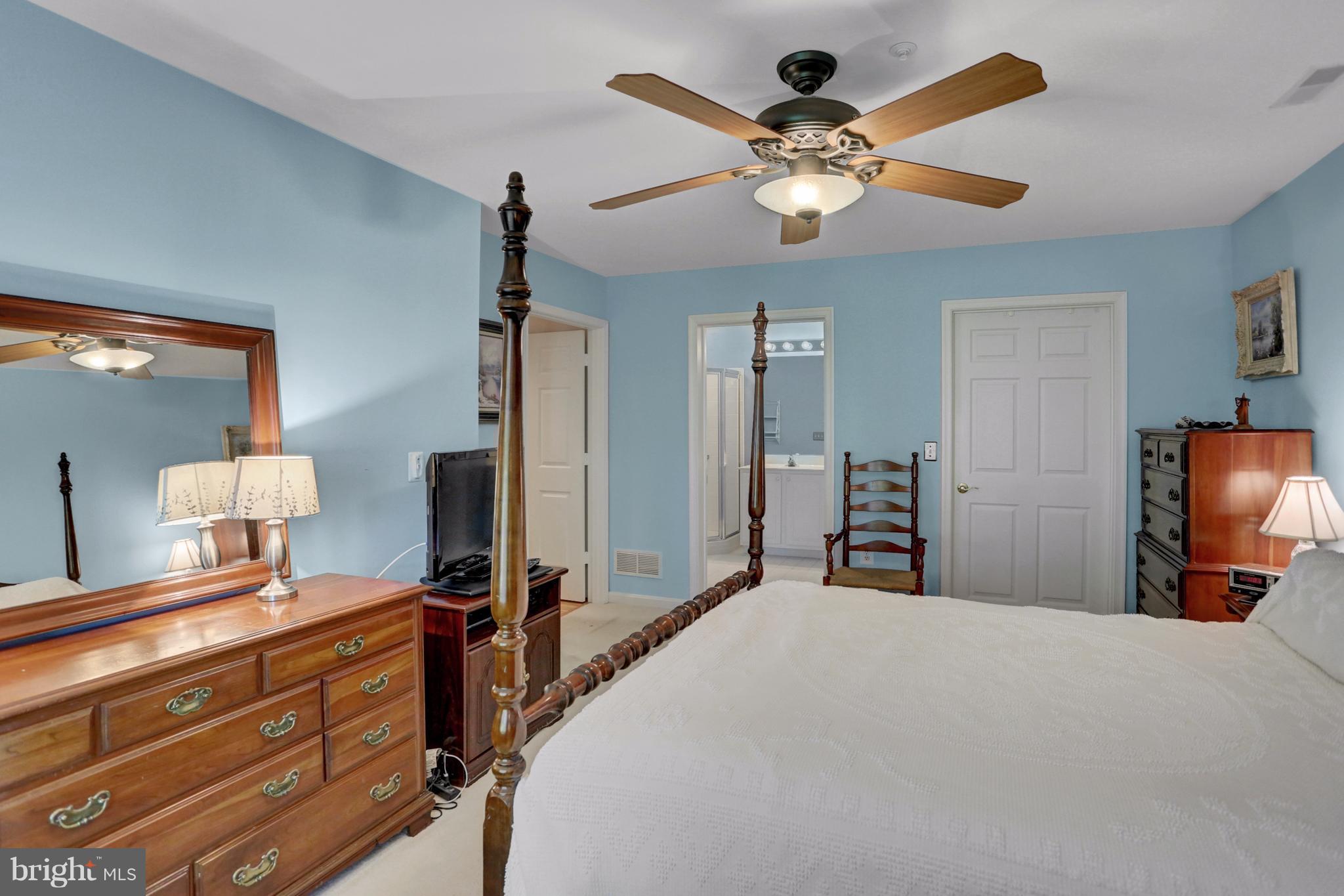 STRAFFAN - Residential