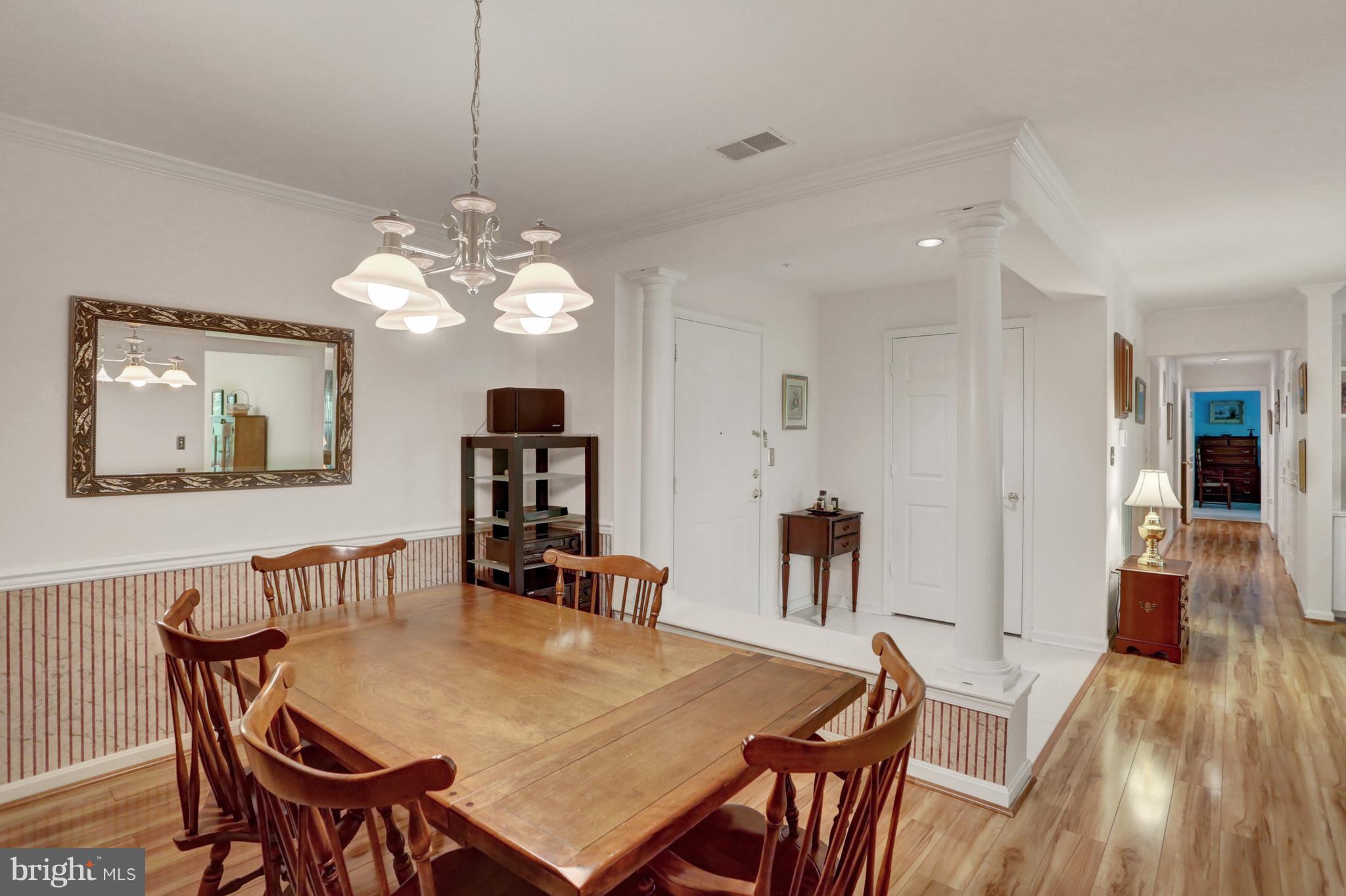 STRAFFAN - Residential